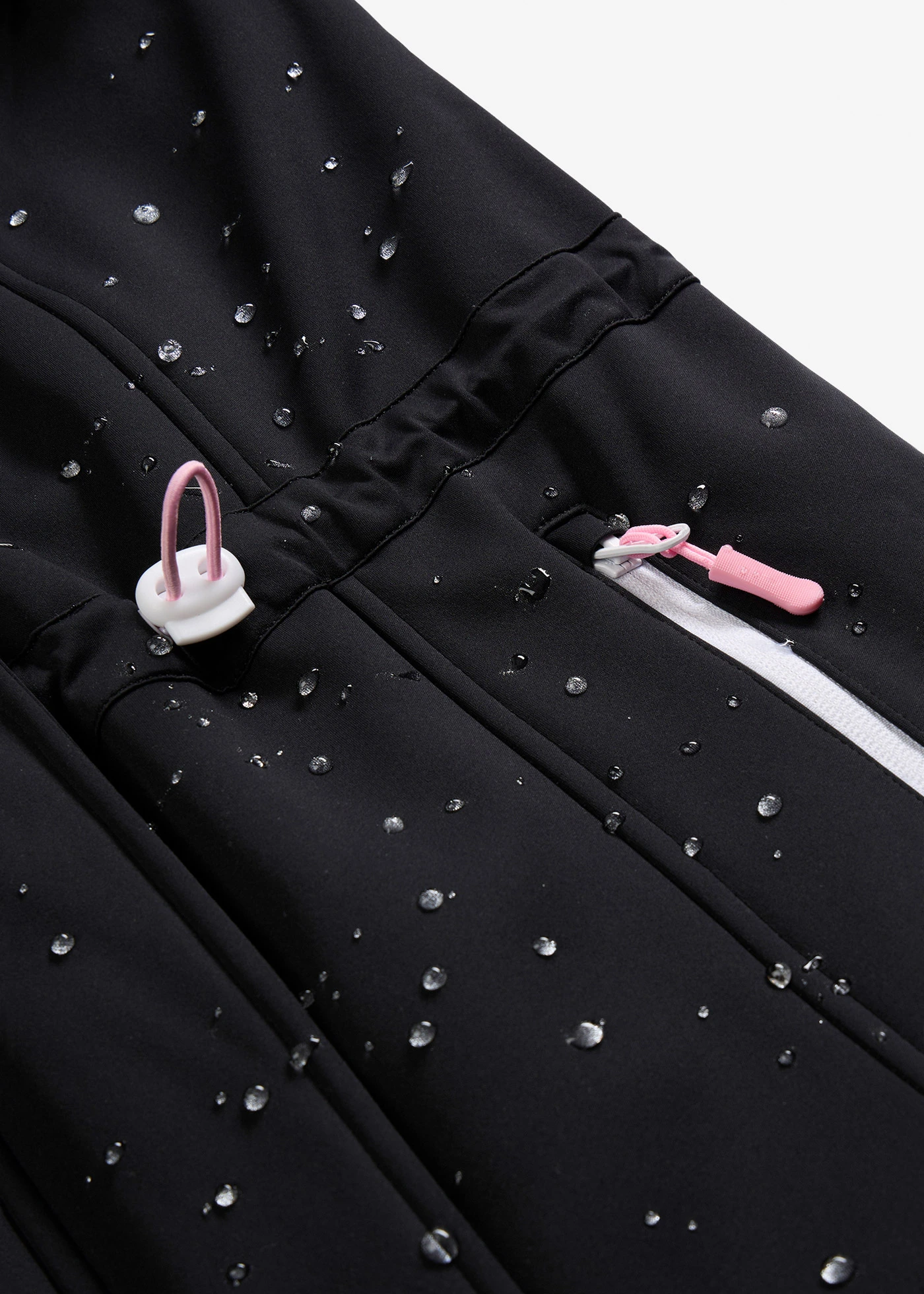 Vízlepergető Softshell kabát • fekete • bonprix áruház
