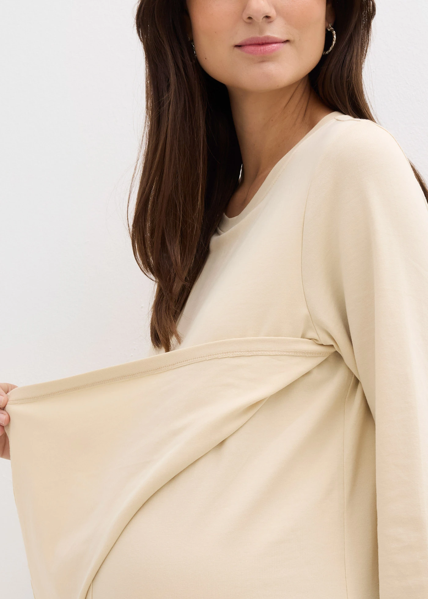 Lot de 2 T-shirts de grossesse et d’allaitement 100% coton • sable clair+noir • Boutique bonprix