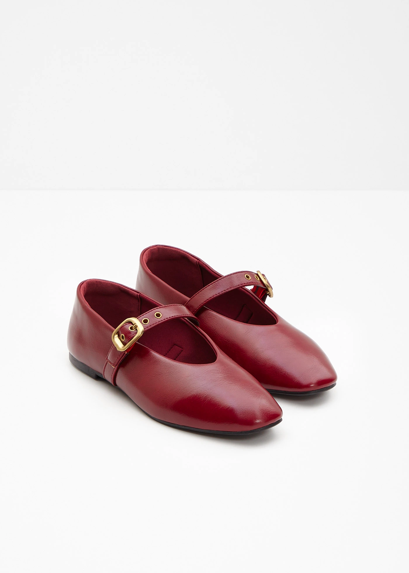 Mary Jane balerina karika szegecsekkel • rubinvörös • bonprix áruház