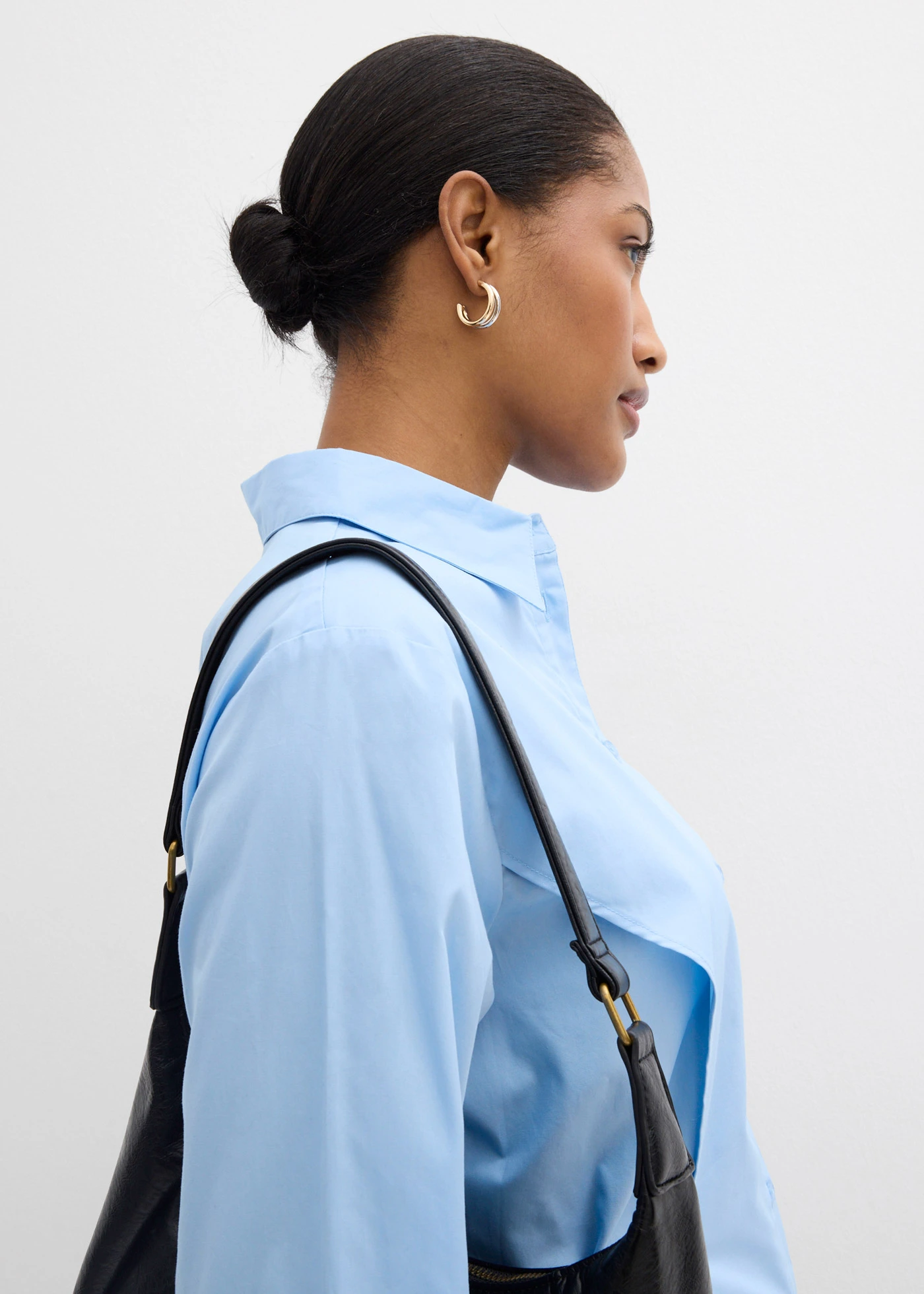 Katoenen blouse met strikdetail • lichtblauw • bonprix online shop