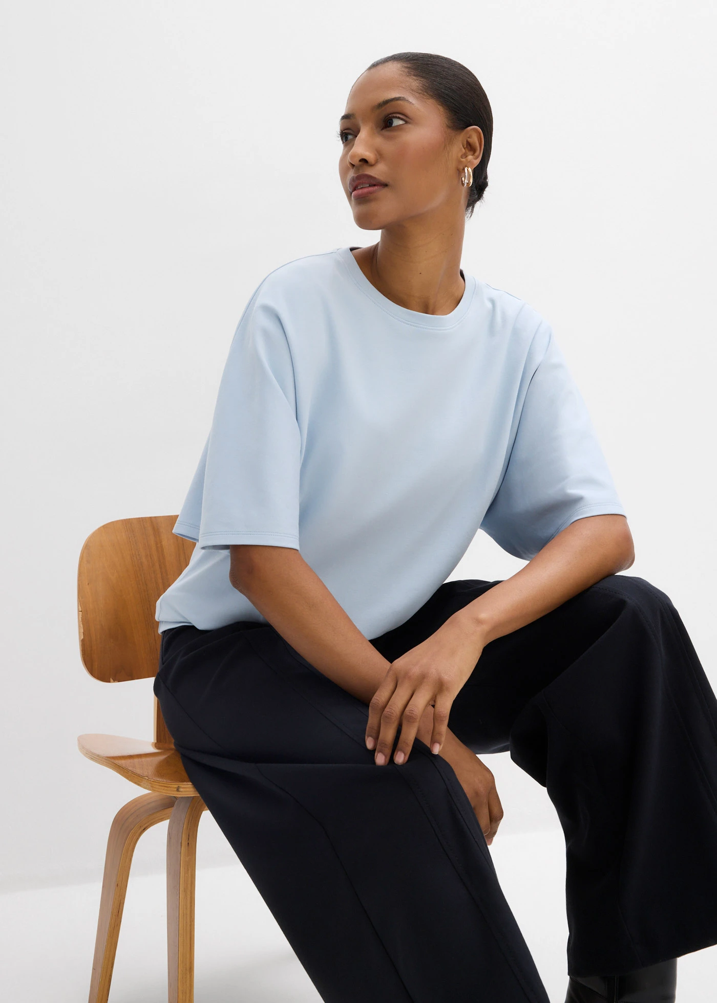 Shirt van zware jersey • poederblauw • bonprix online shop