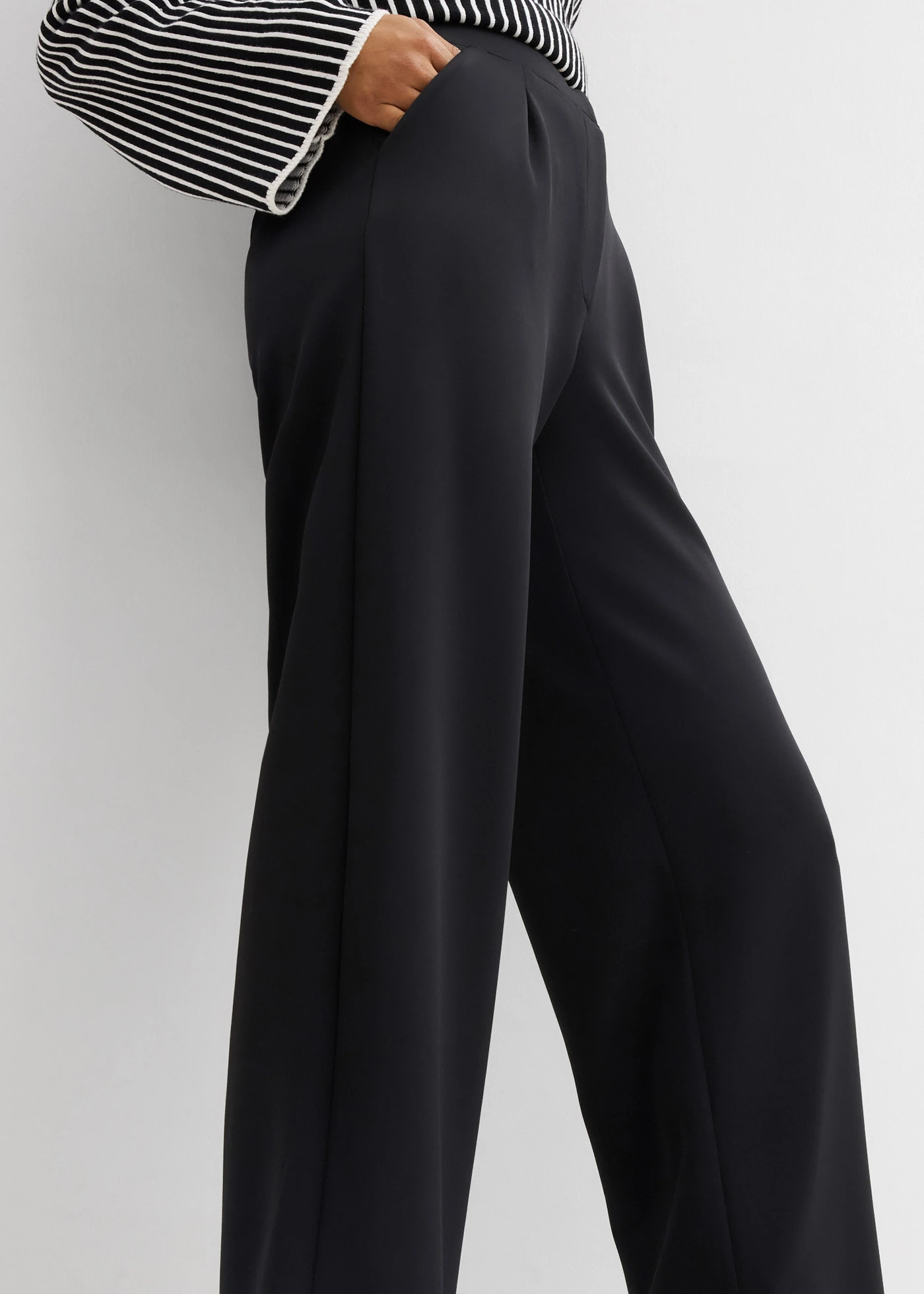 Pantaloni confortabili din material casual • negru • magazin bonprix