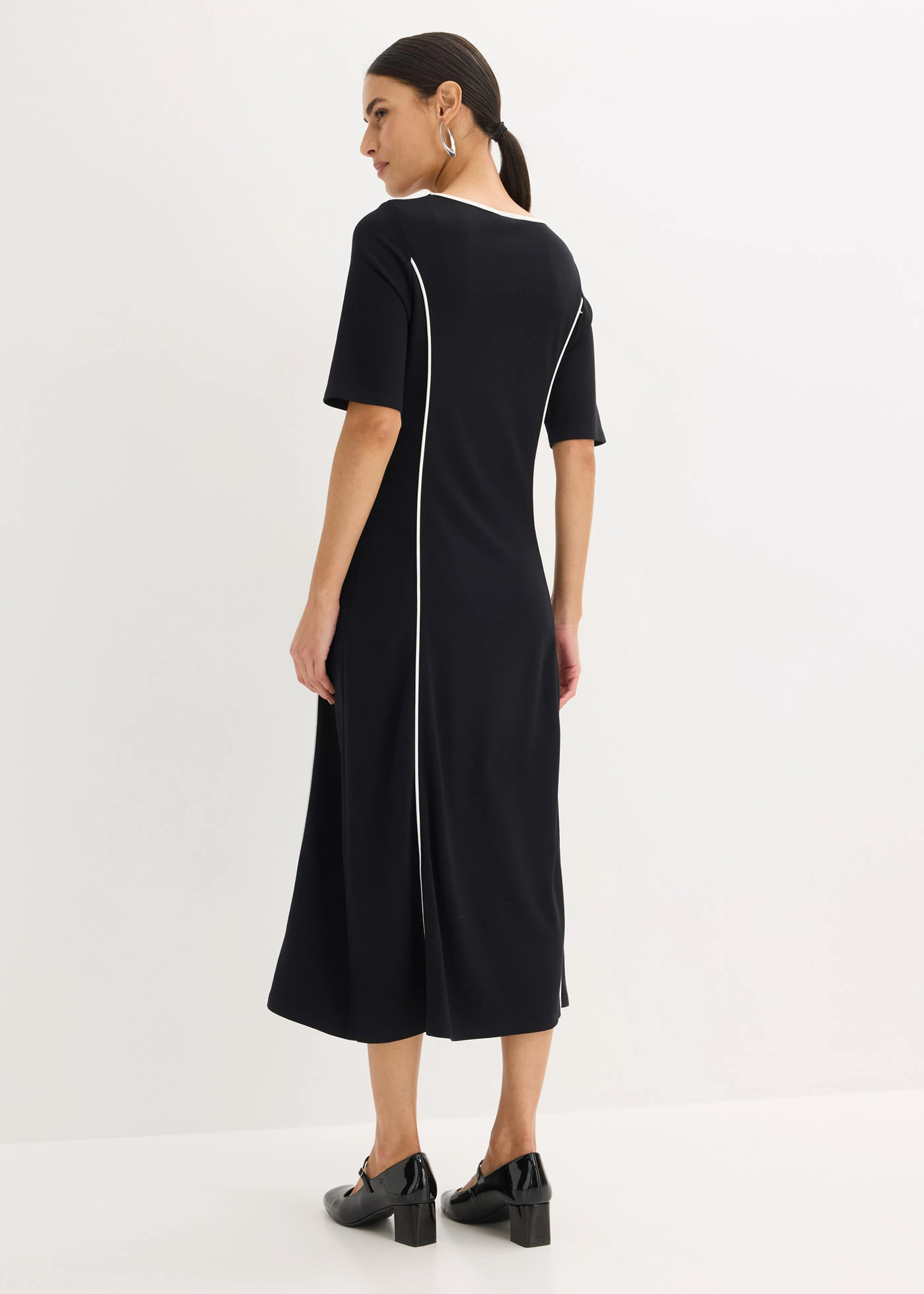 Robe midi en Punto di Roma • noir-écru • Boutique bonprix