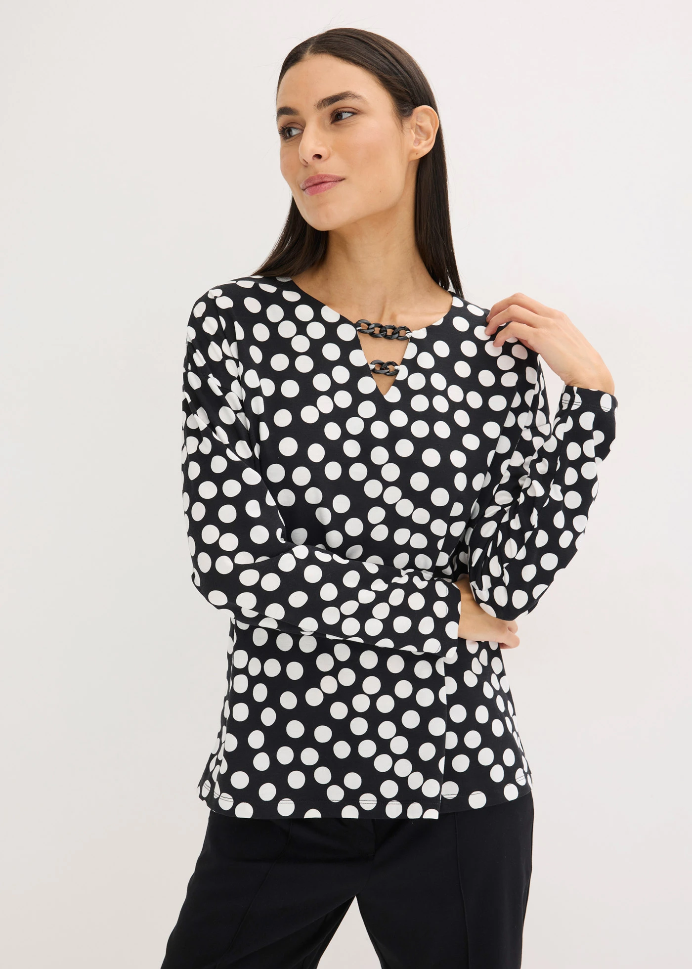 Tuniek met lange mouwen en sierdetails • gestipt zwart-wolwit • bonprix online shop