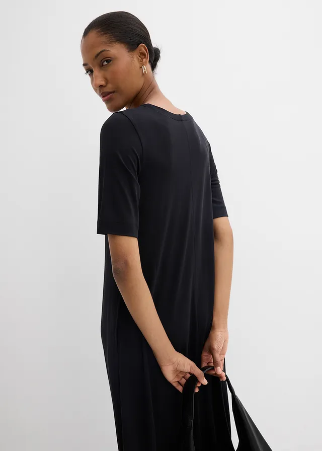 Robe longue en matière douce • noir • product-page.page-title-suffix
