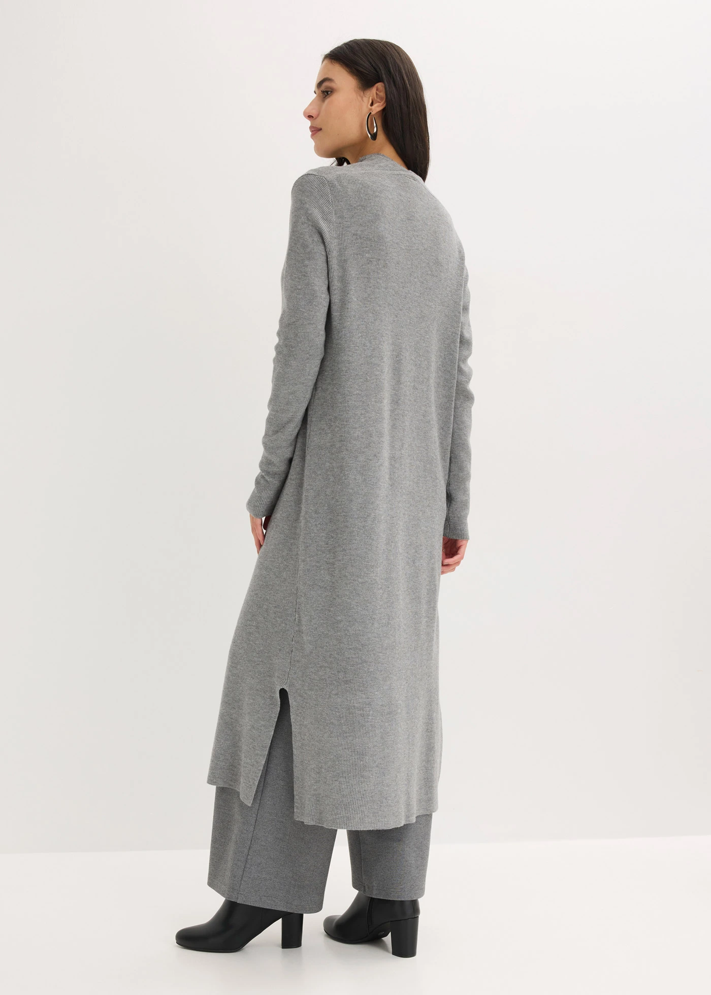 Jachetă tricotată lungă cu viscoză • gri melanj • magazin bonprix