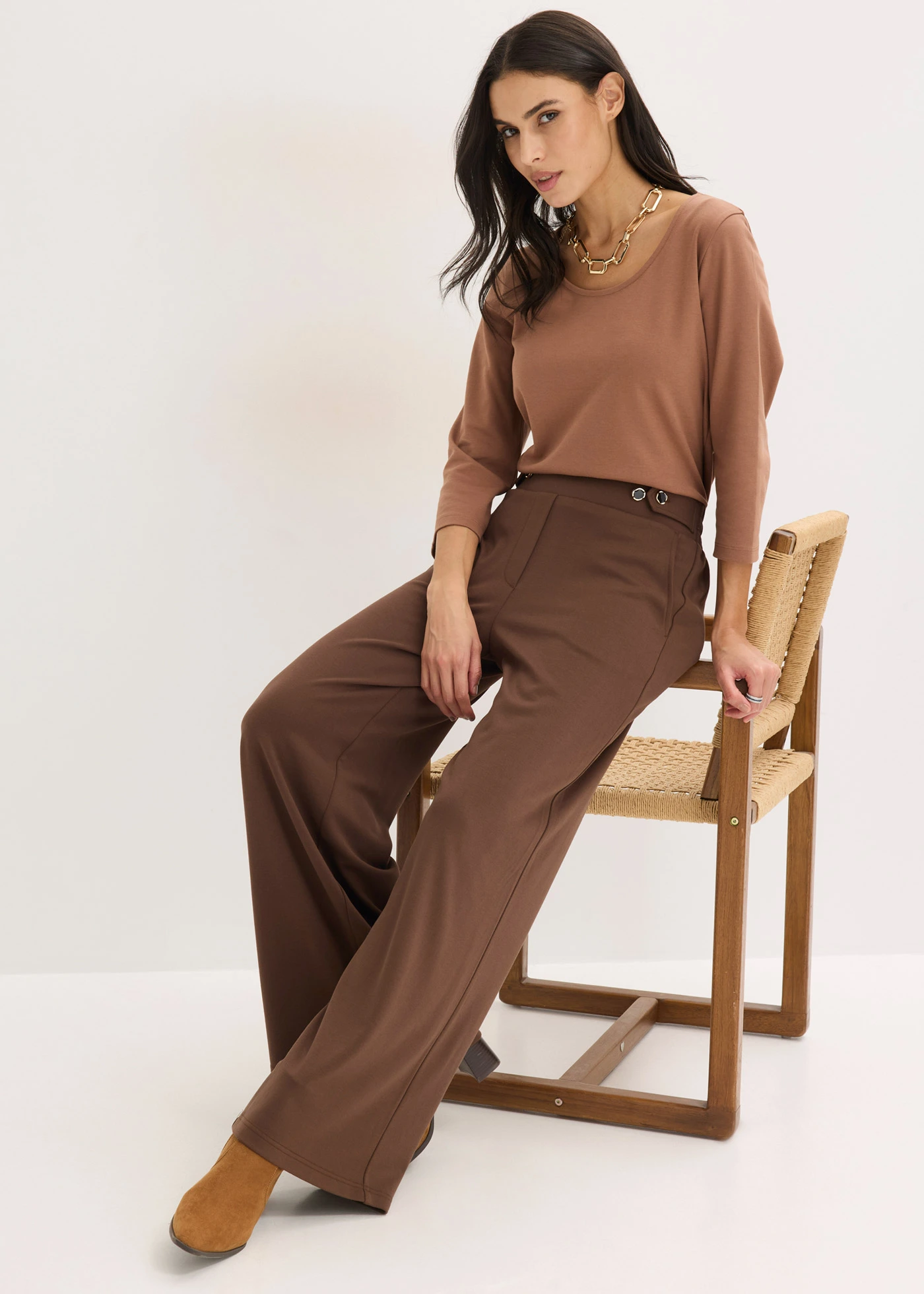 Pantaloni din jerse din material Punto di Roma • maro • magazin bonprix