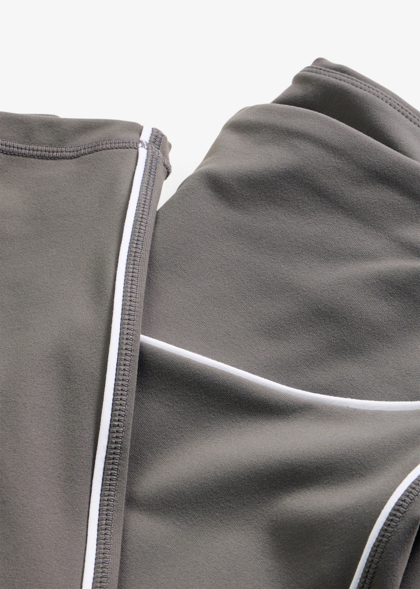 Colanți sport din material stabil cu aspect similar bumbacului • gri-granit • magazin bonprix