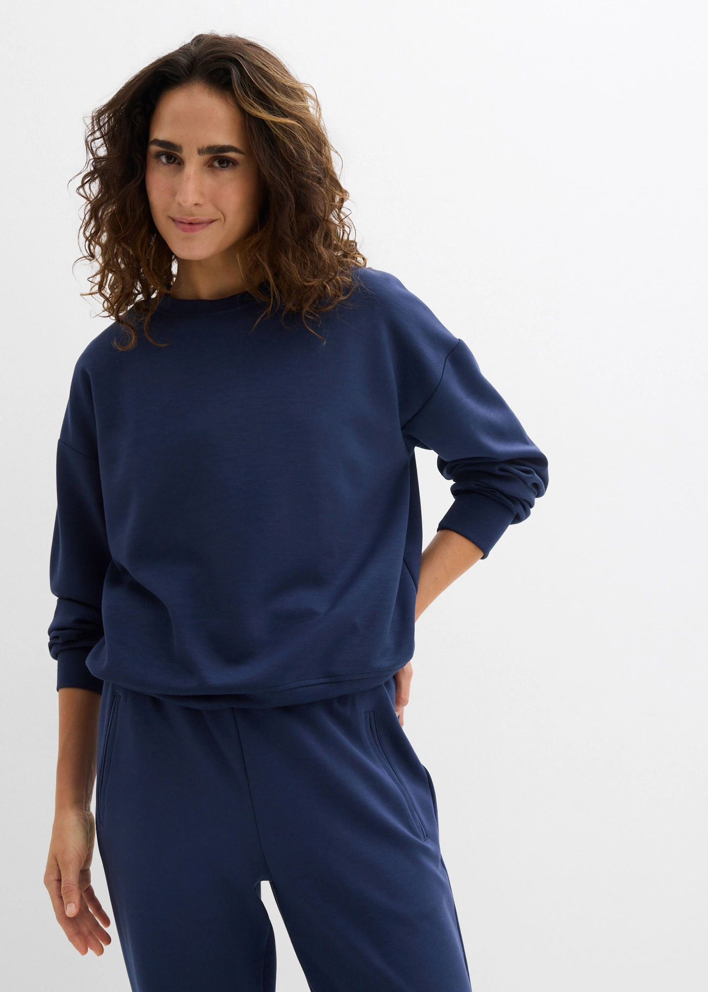 Sweater van zacht scuba • donkerblauw • bonprix online shop