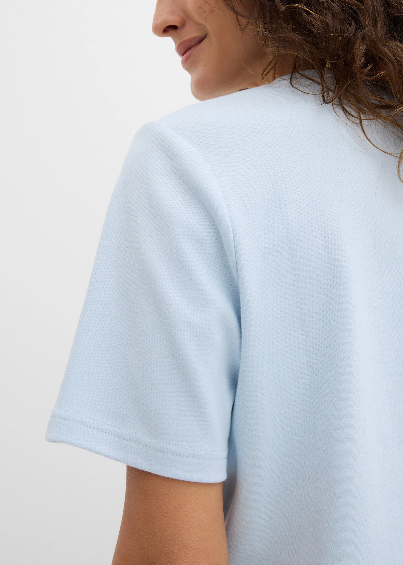 Lot de 2 T-shirts en jersey épais 100% coton • bleu poudré-bleu foncé • Boutique bonprix