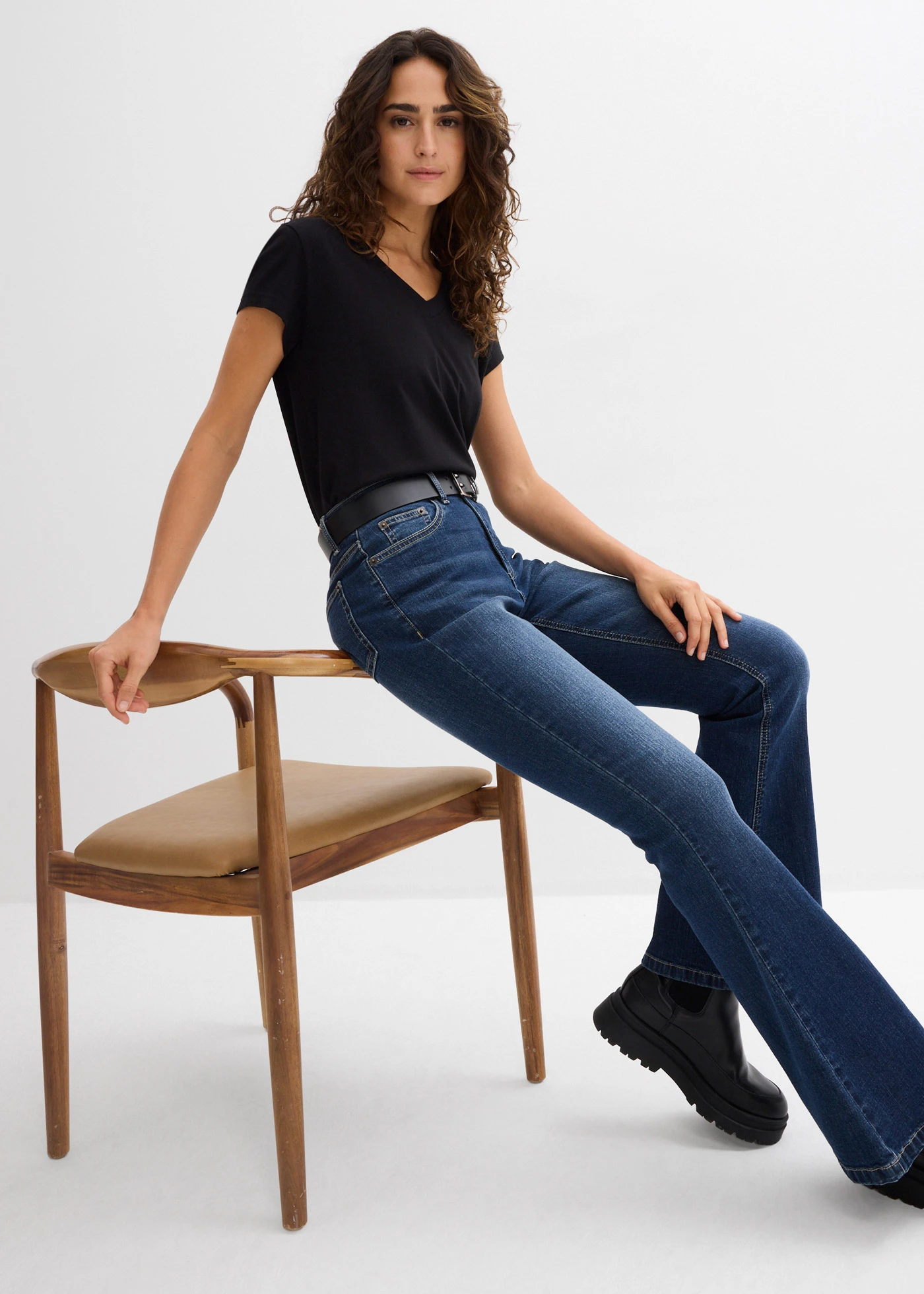 Lot de 2 T-shirts 100% coton • noir/blanc • Boutique bonprix