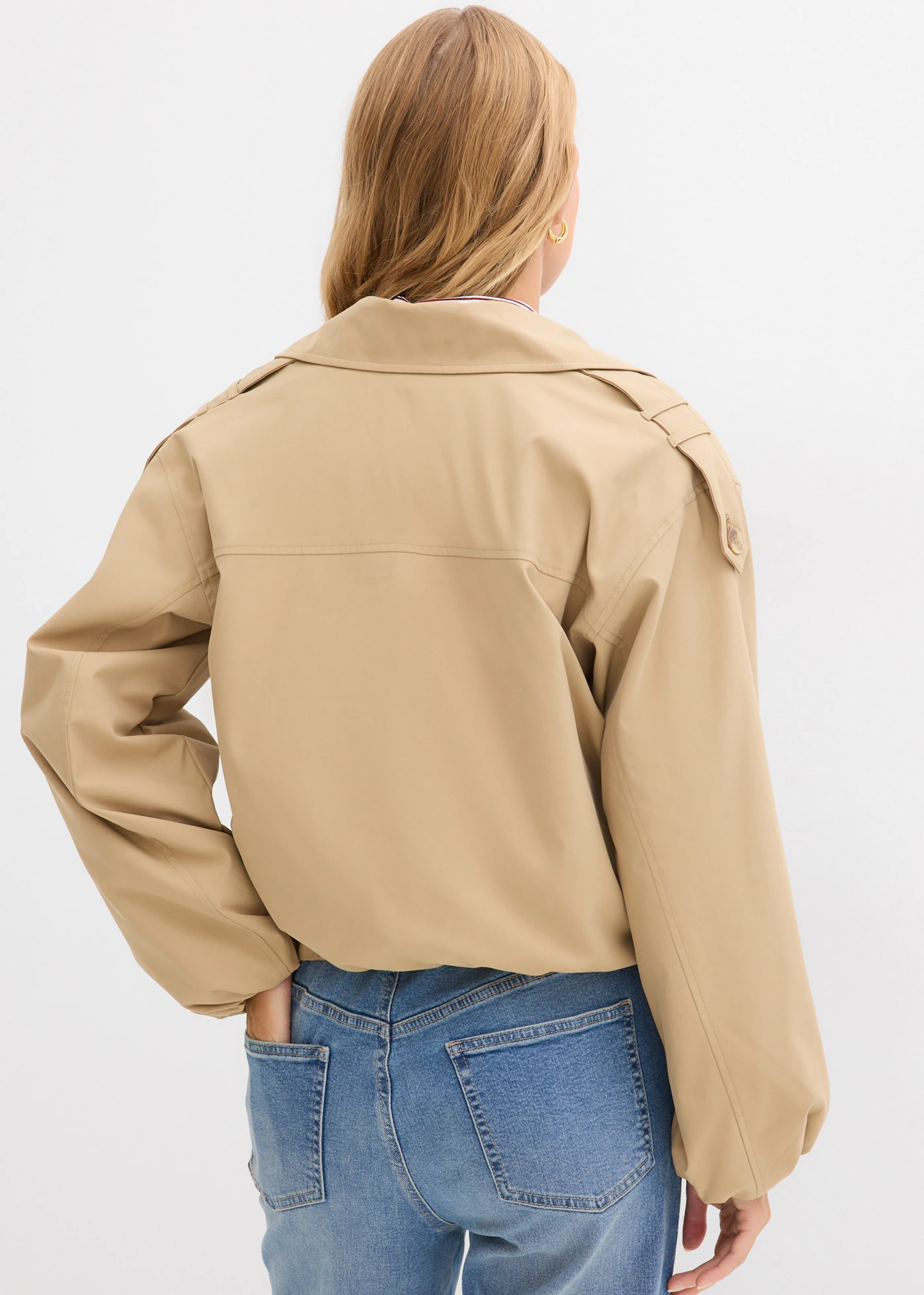 Krótki trencz • brązowy khaki • sklep bonprix