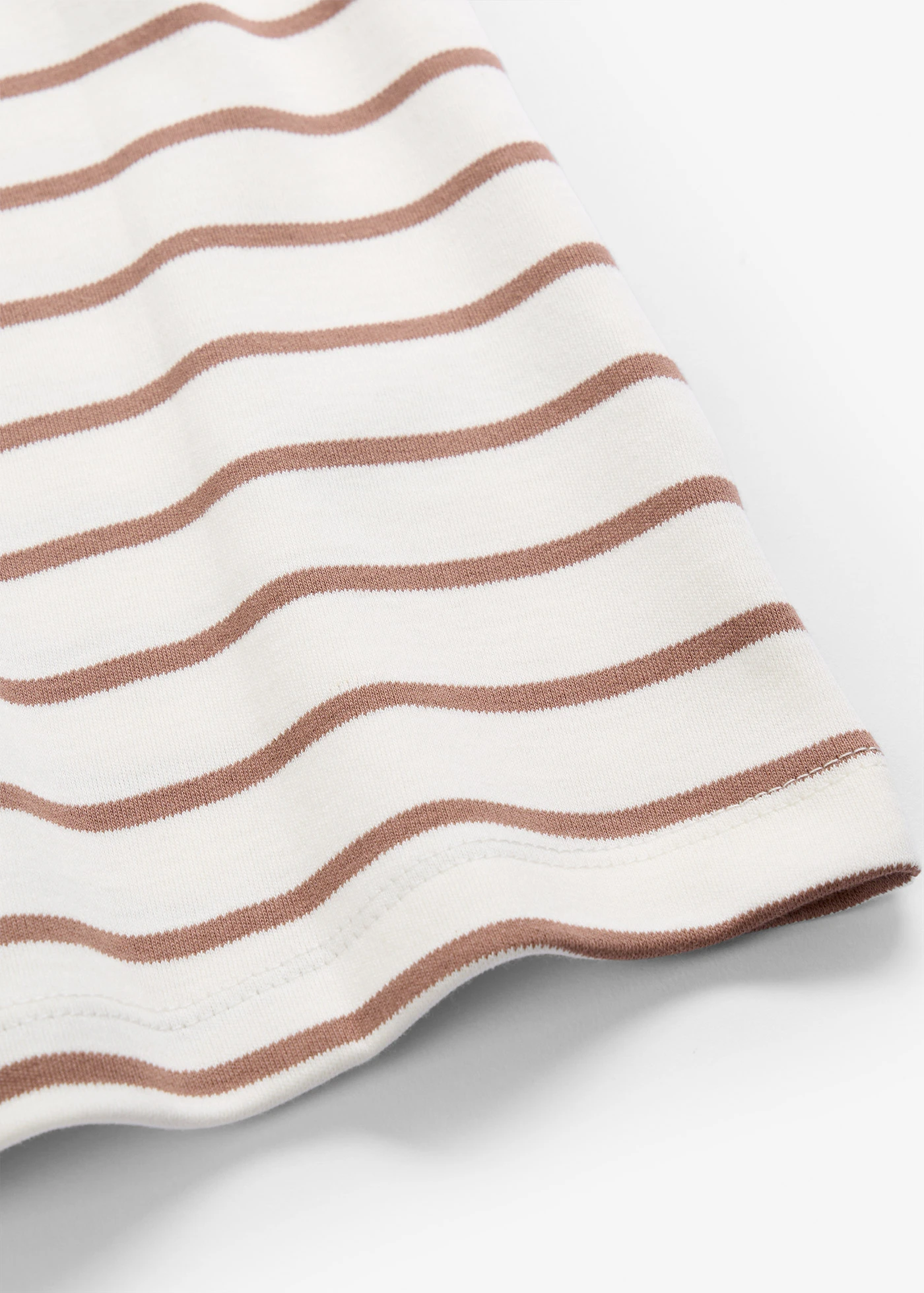 T-shirt van zwaar biologisch katoen • wolwit/kastanjebruin gestreept • bonprix online shop