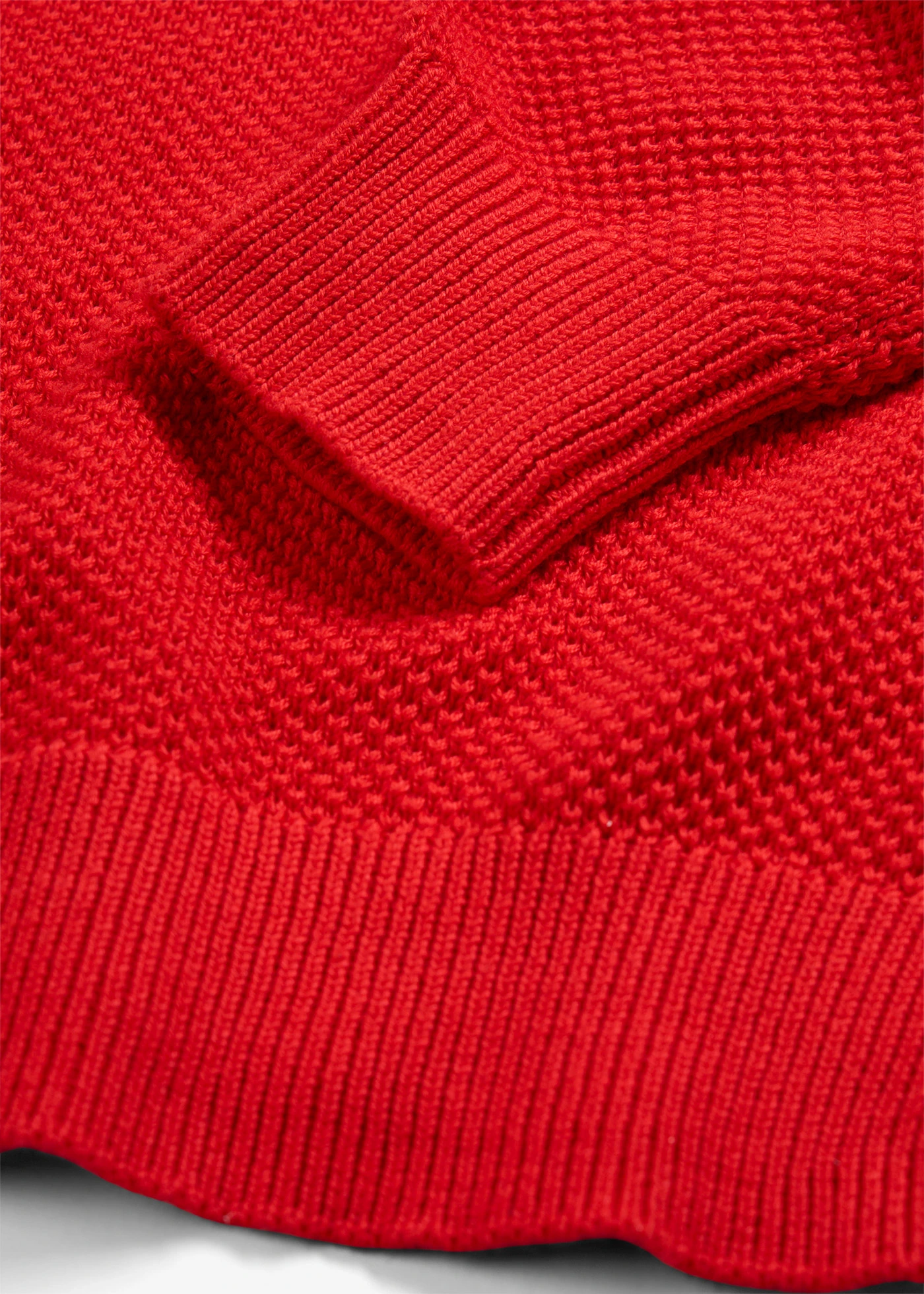 Gruby sweter z guzikami • truskawkowy • sklep bonprix