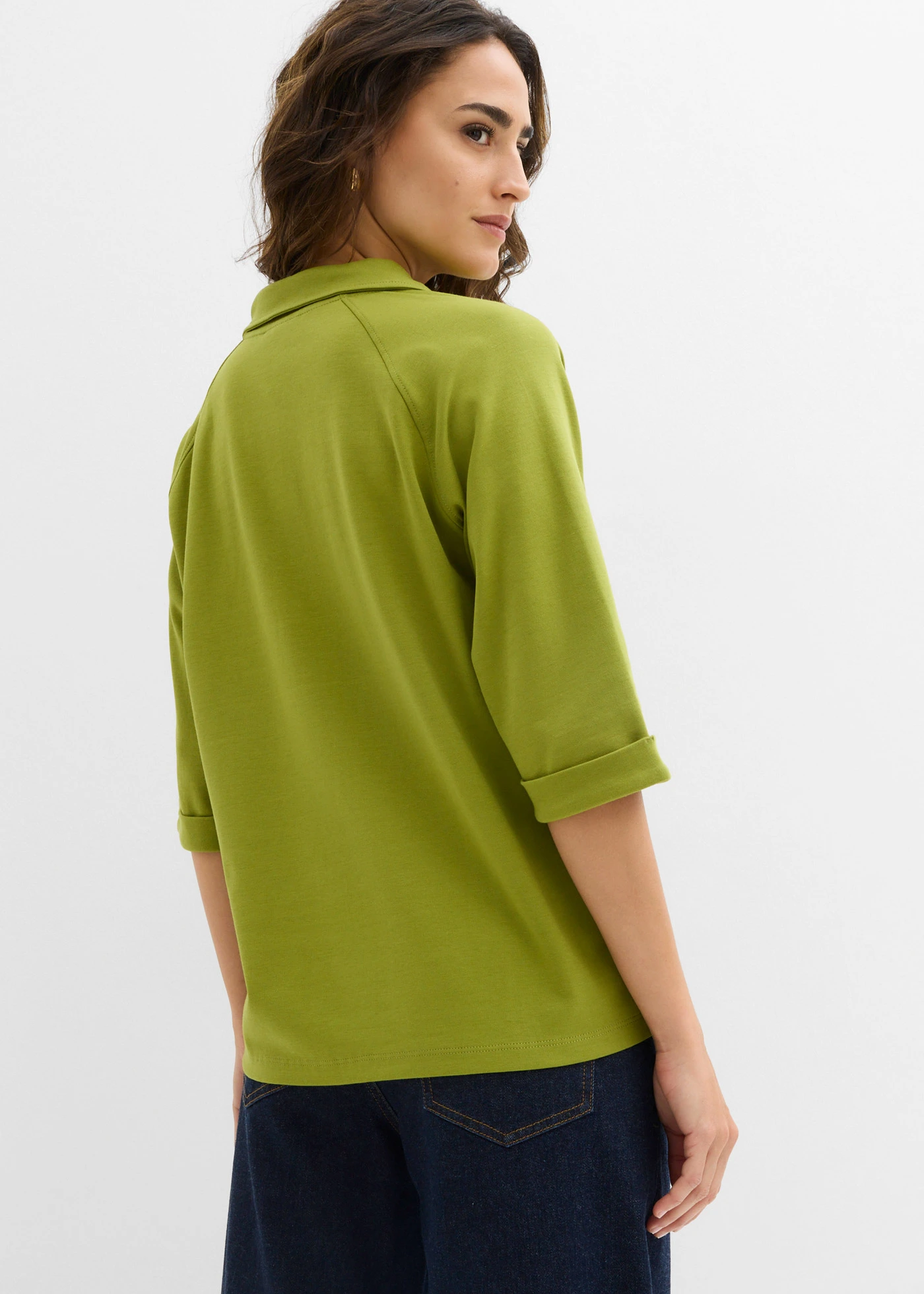 T-shirt à col zippé • vert mousse • Boutique bonprix
