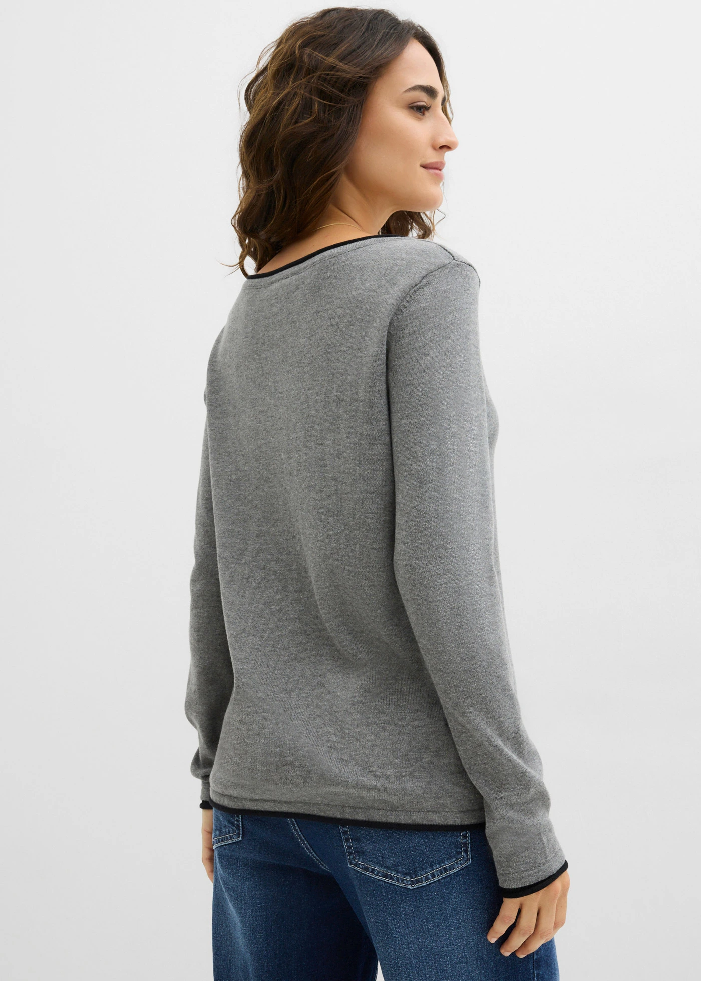Pull en fine maille de coton mélangé • gris chiné-noir • Boutique bonprix