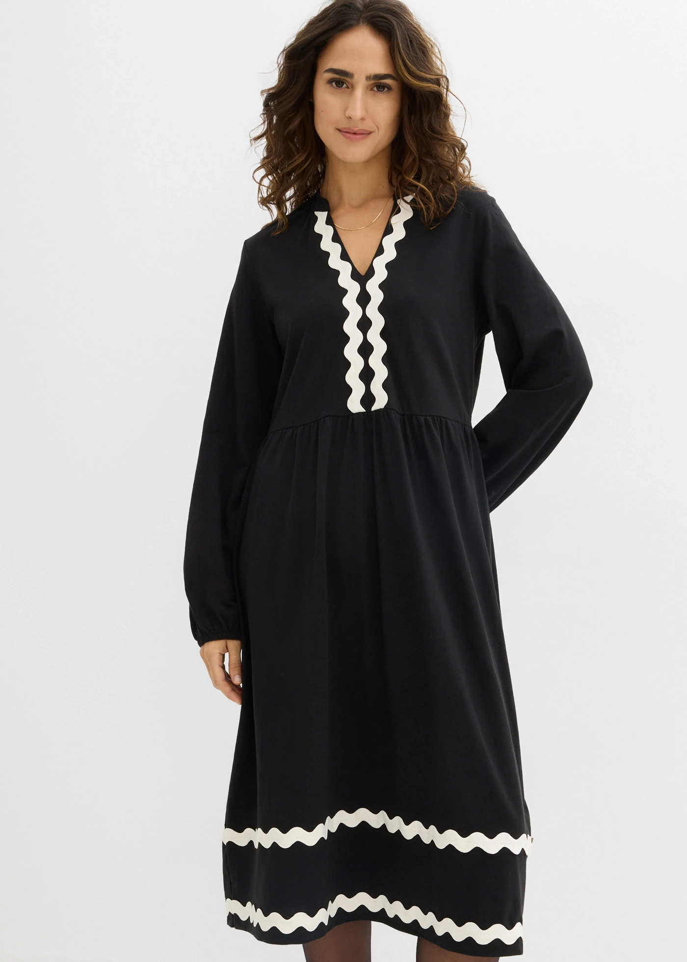 Rochie din jerse • negru/ecru • magazin bonprix