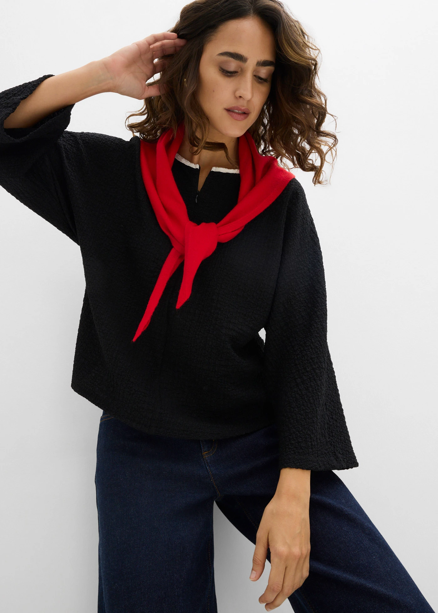 Bluză cu paspoal în contrast • negru/ecru • magazin bonprix