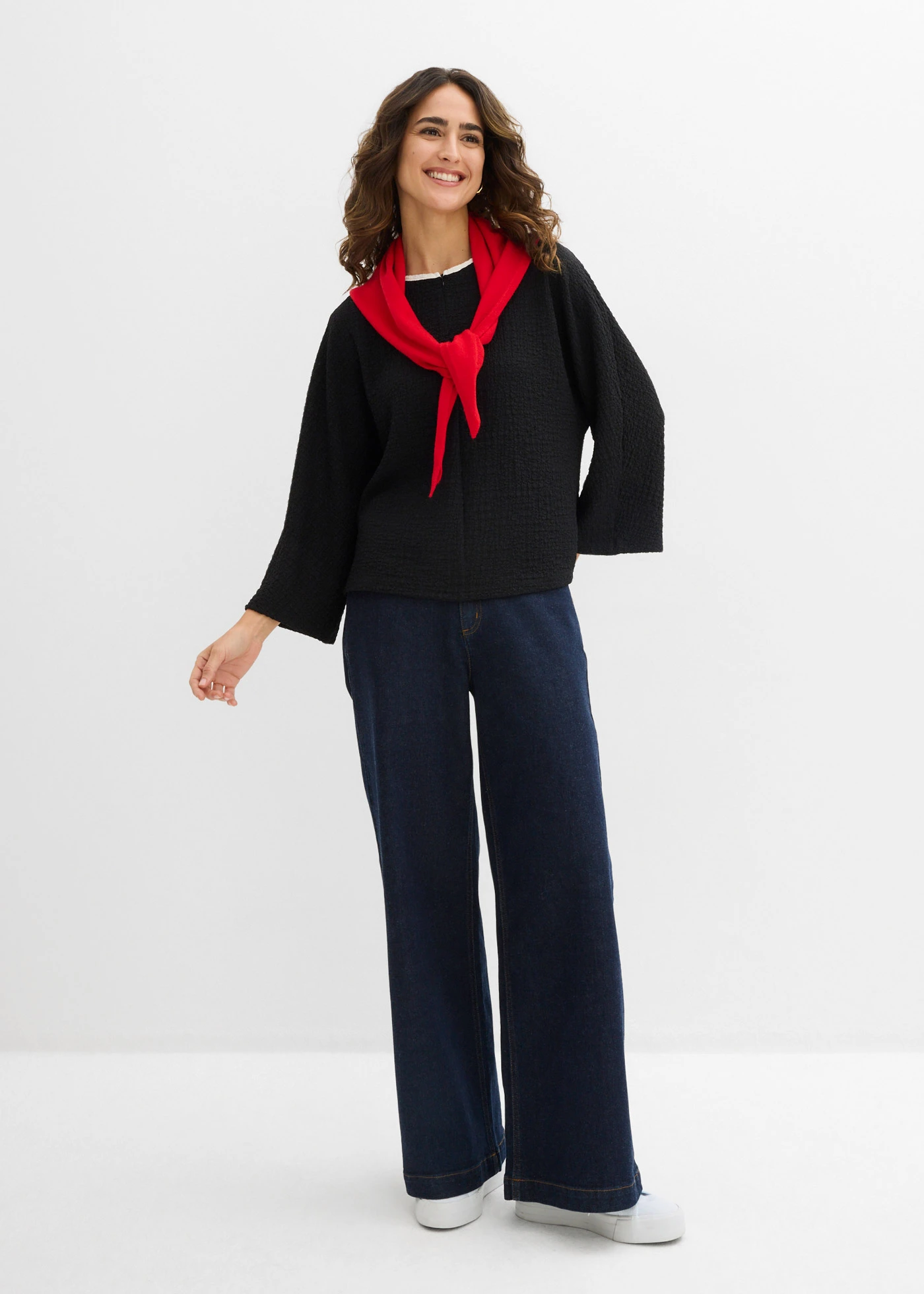 Oversized shirt met biezen in contrastkleur • zwart/wolwit • bonprix online shop