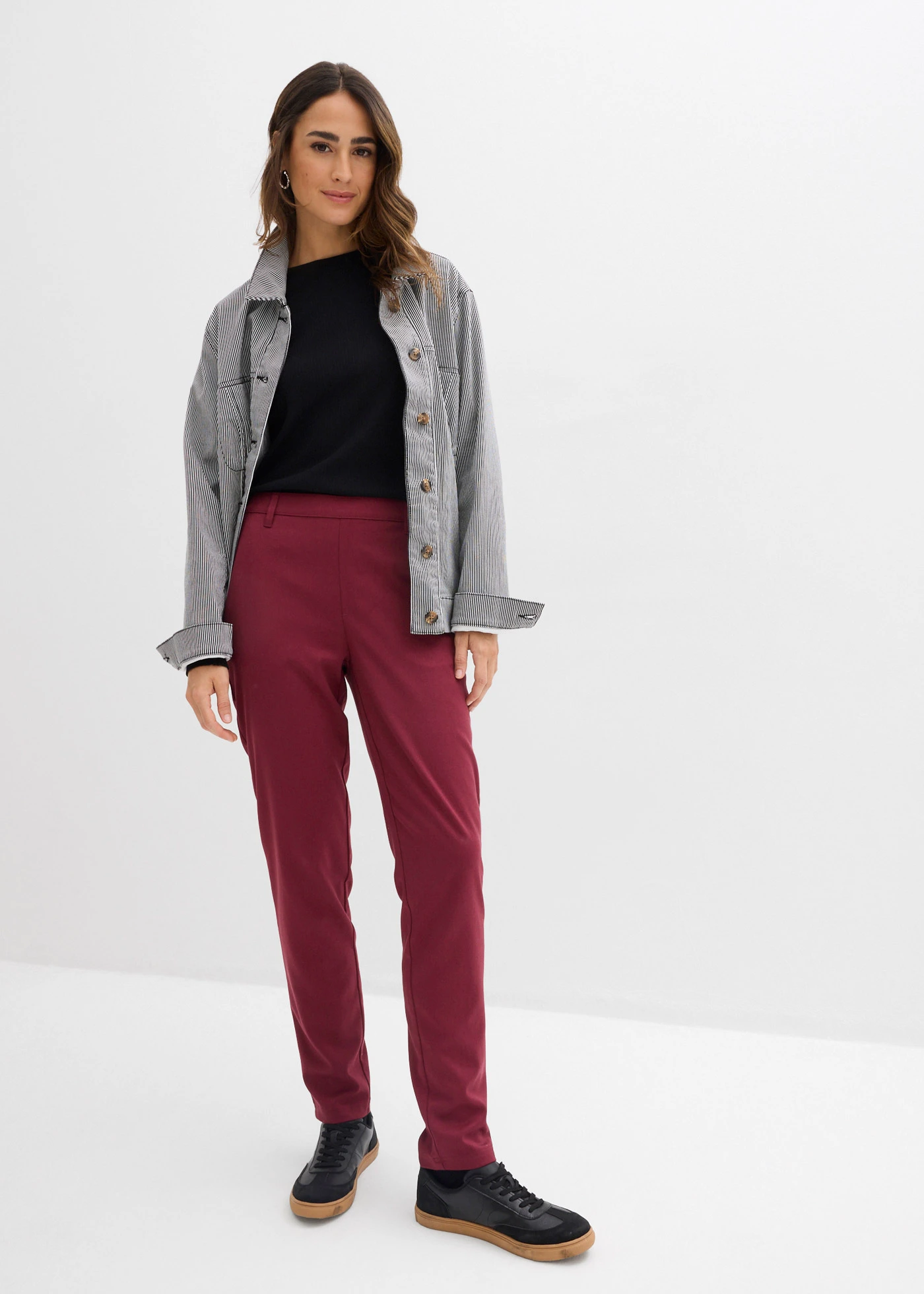 Pantaloni chino din mix de viscoză • roșu arțar • magazin bonprix