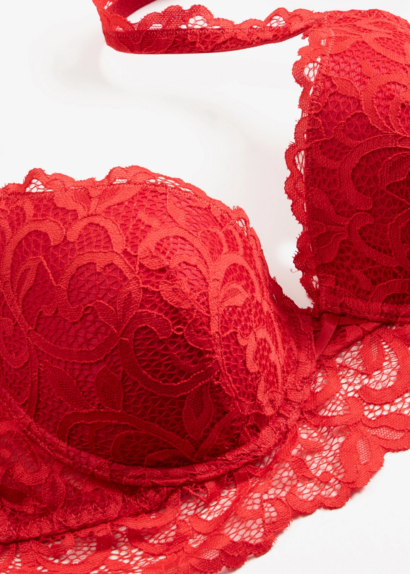 Sutien push-up din dantelă moale • roșu-salsa • magazin bonprix