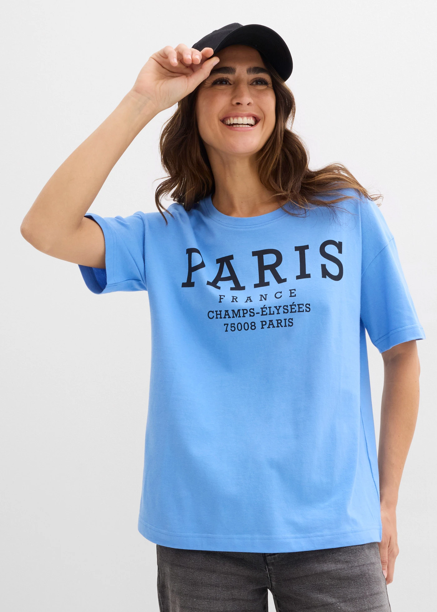 Tricou larg din bumbac organic 100% • albastru mediu/negru cu imprimeu • magazin bonprix