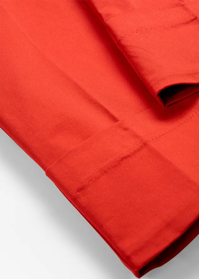 Chino met katoen • aardbeirood • product-page.page-title-suffix