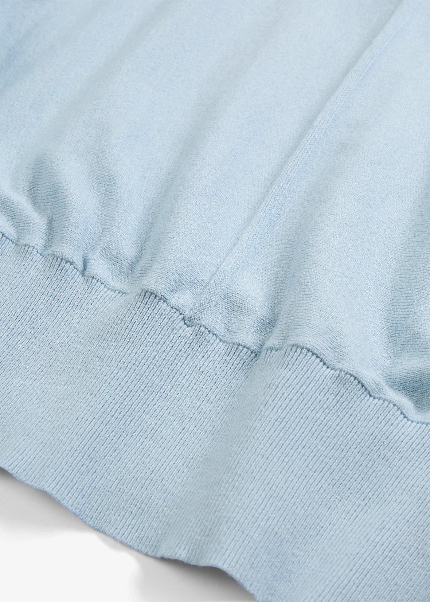 Pull à manches chauve-souris • bleu poudré • Boutique bonprix