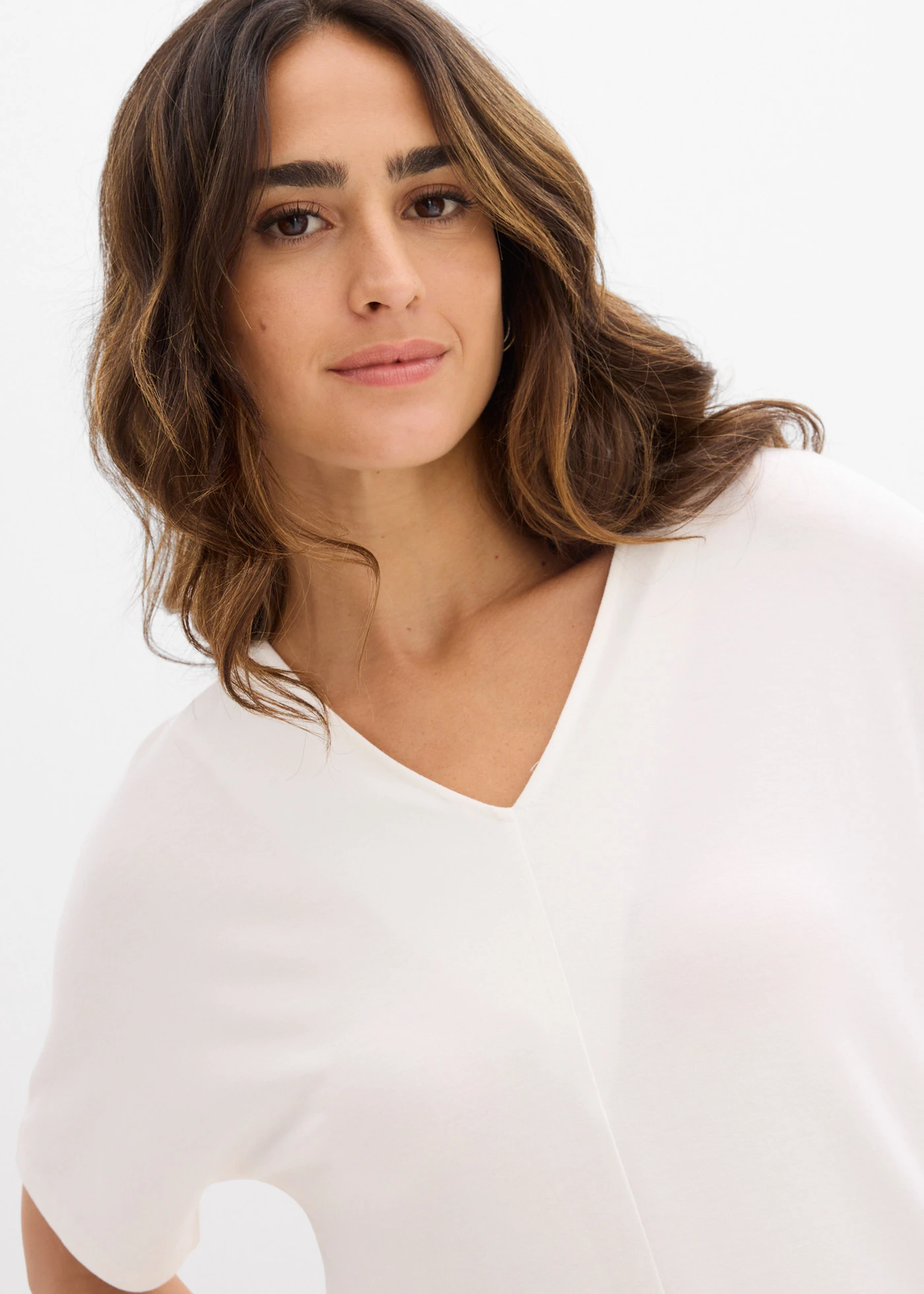 T-shirt en viscose extensible • ecru • Boutique bonprix