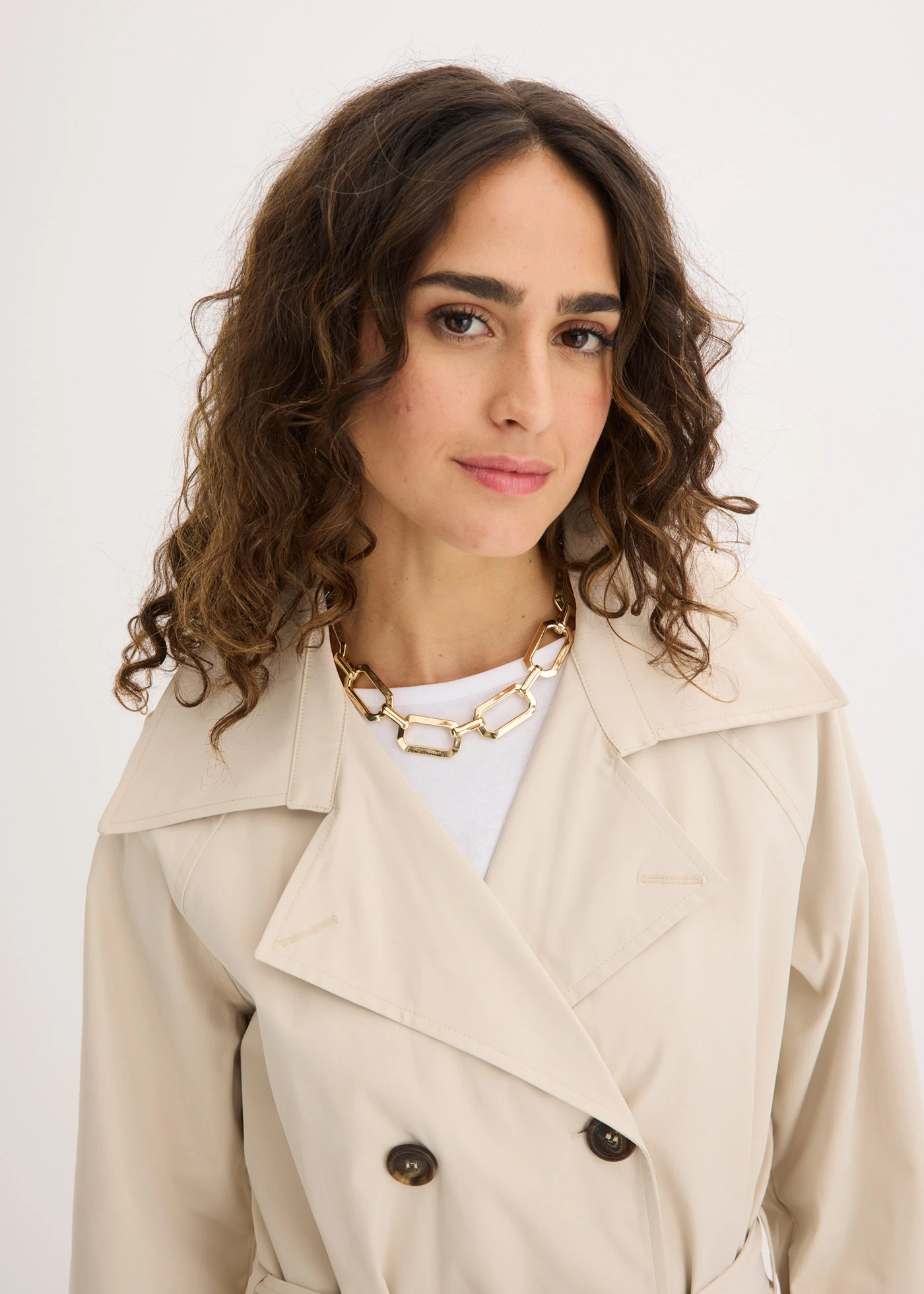 Gevoerde trenchcoat • lichtsand • bonprix online shop