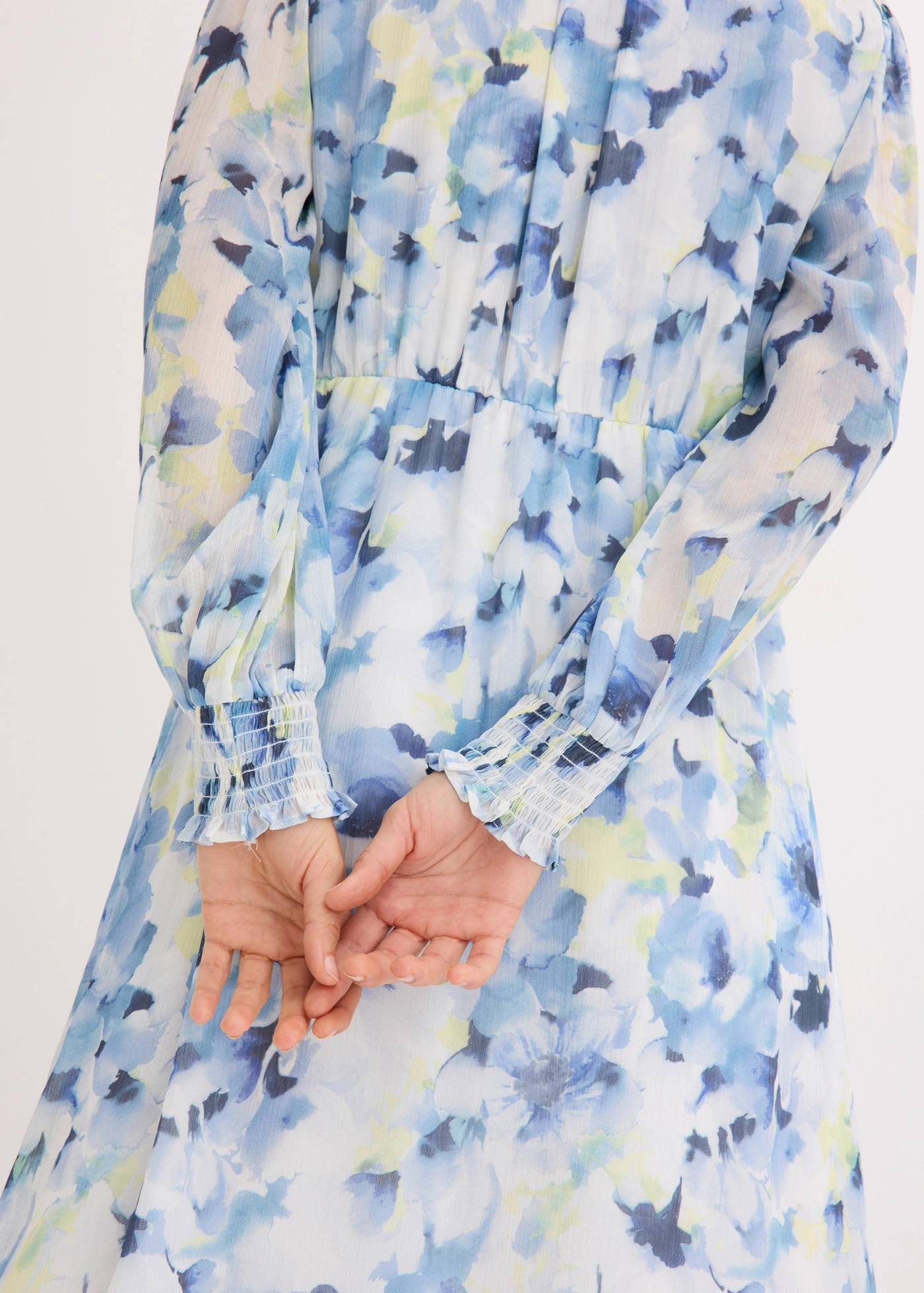 Rochie din șifon • albastru floral • magazin bonprix