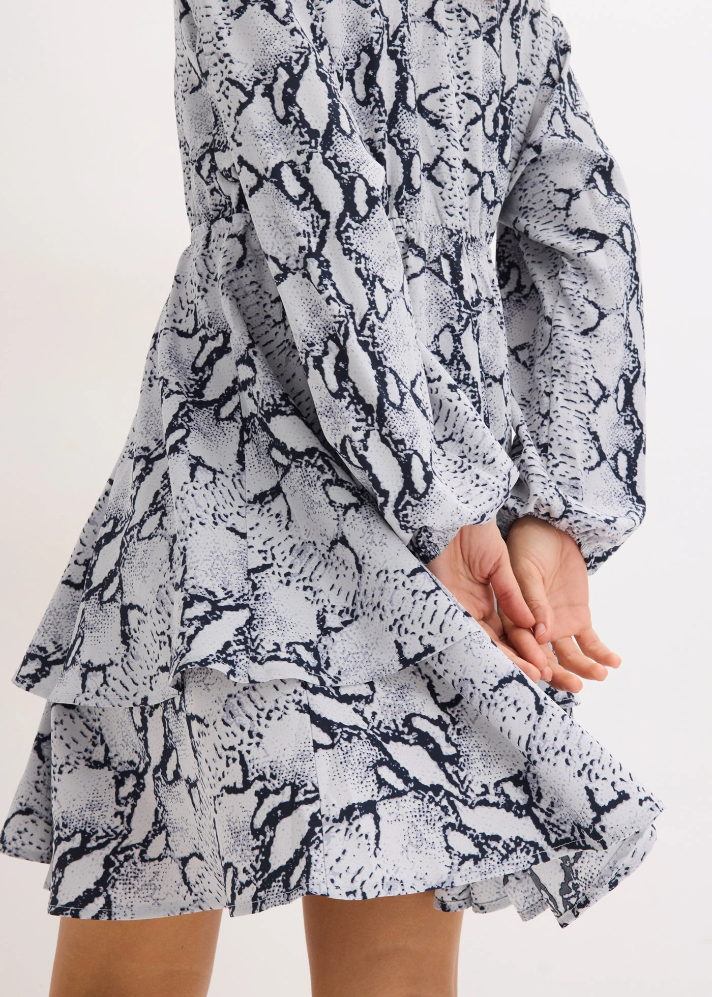 Robe imprimée • noir-blanc python • Boutique bonprix