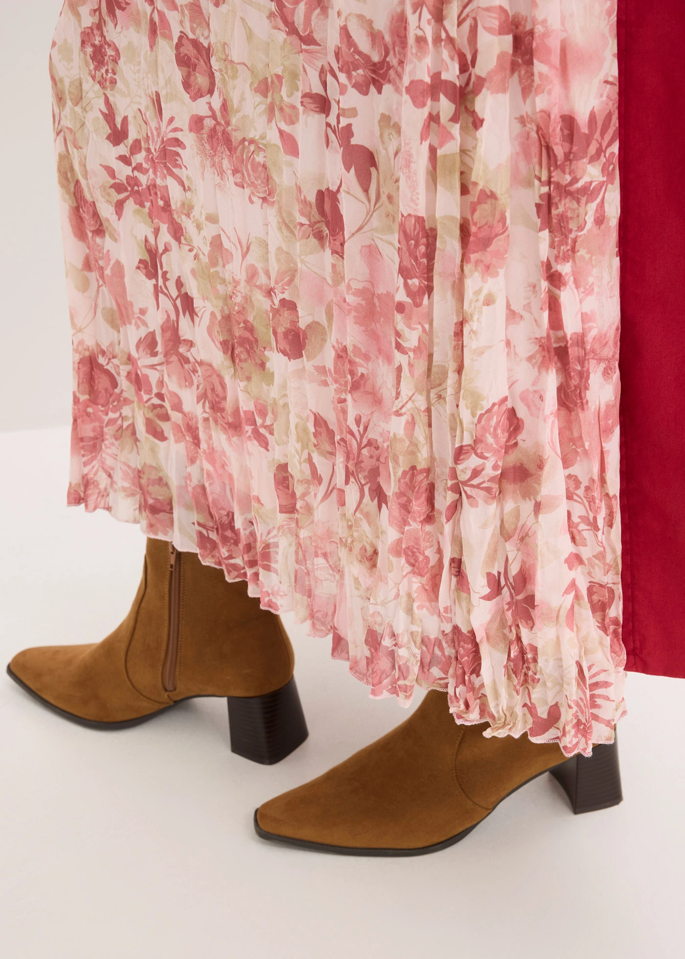 Jupe en mousseline effet froissé • rose clair floral • Boutique bonprix