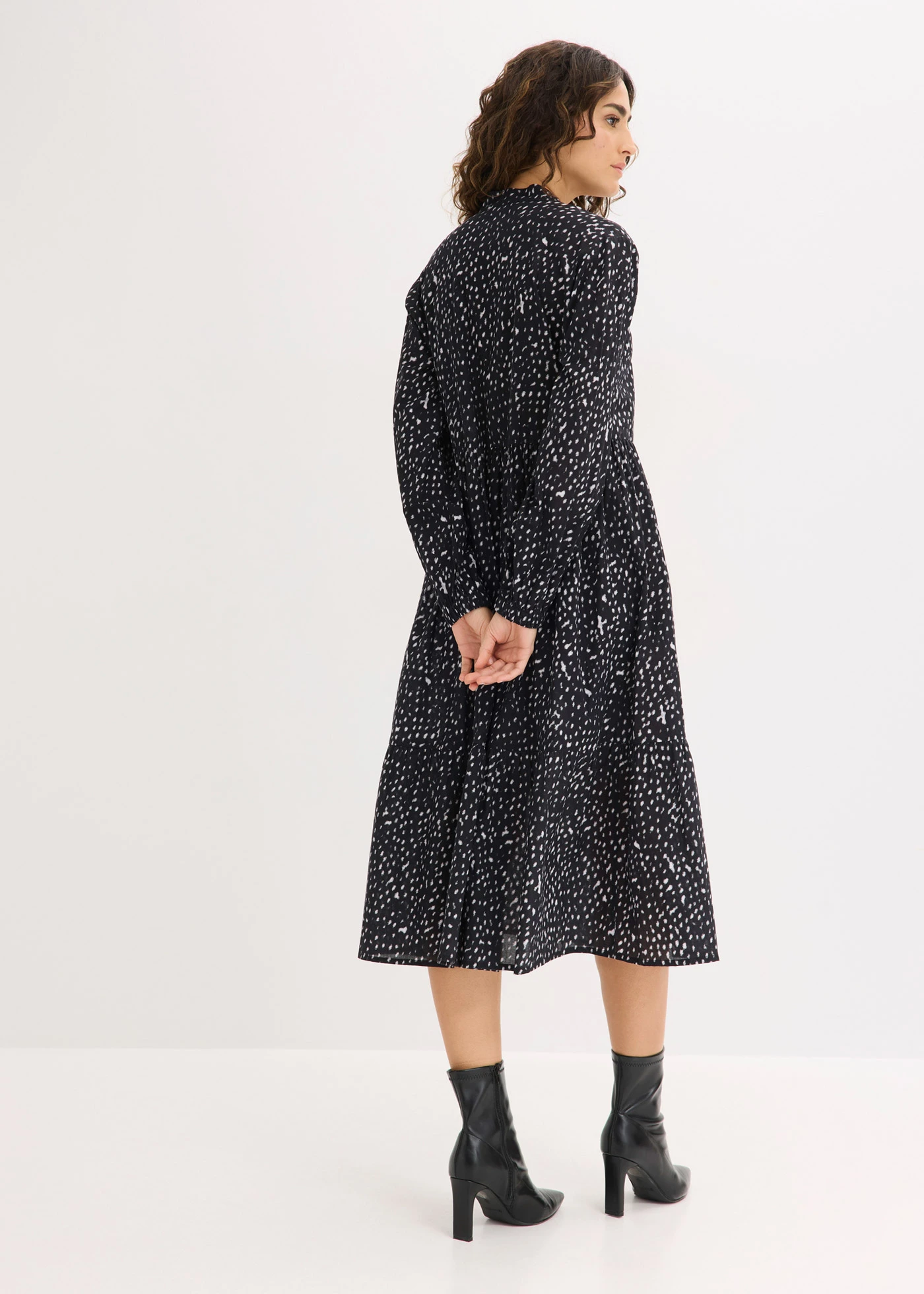 Rochie midi din bumbac 100% • negru-ecru cu imprimeu • magazin bonprix