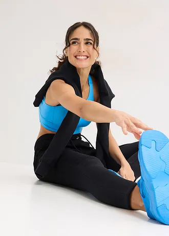 Pantaloni de jogging cu talie elastică • negru • magazin bonprix