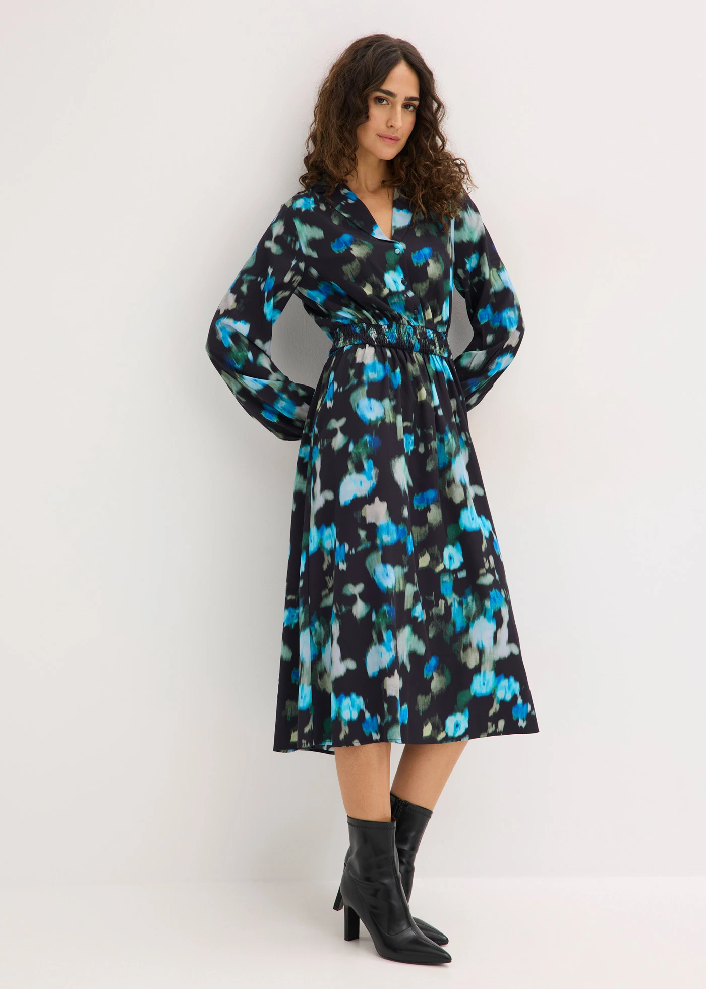 Midi jurk • zwart gebloemd • bonprix online shop