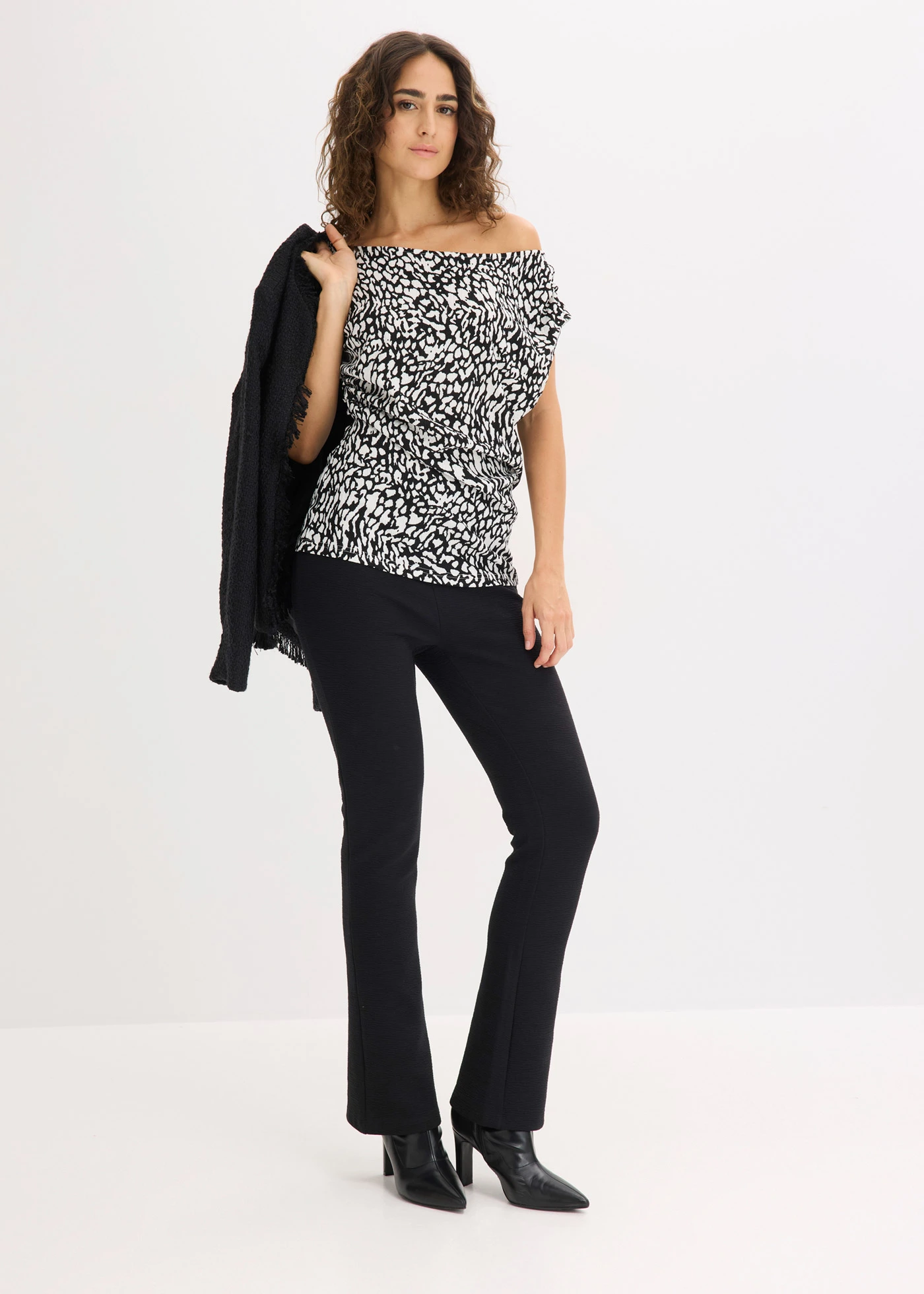 Top à fronces • blanc-noir imprimé • Boutique bonprix