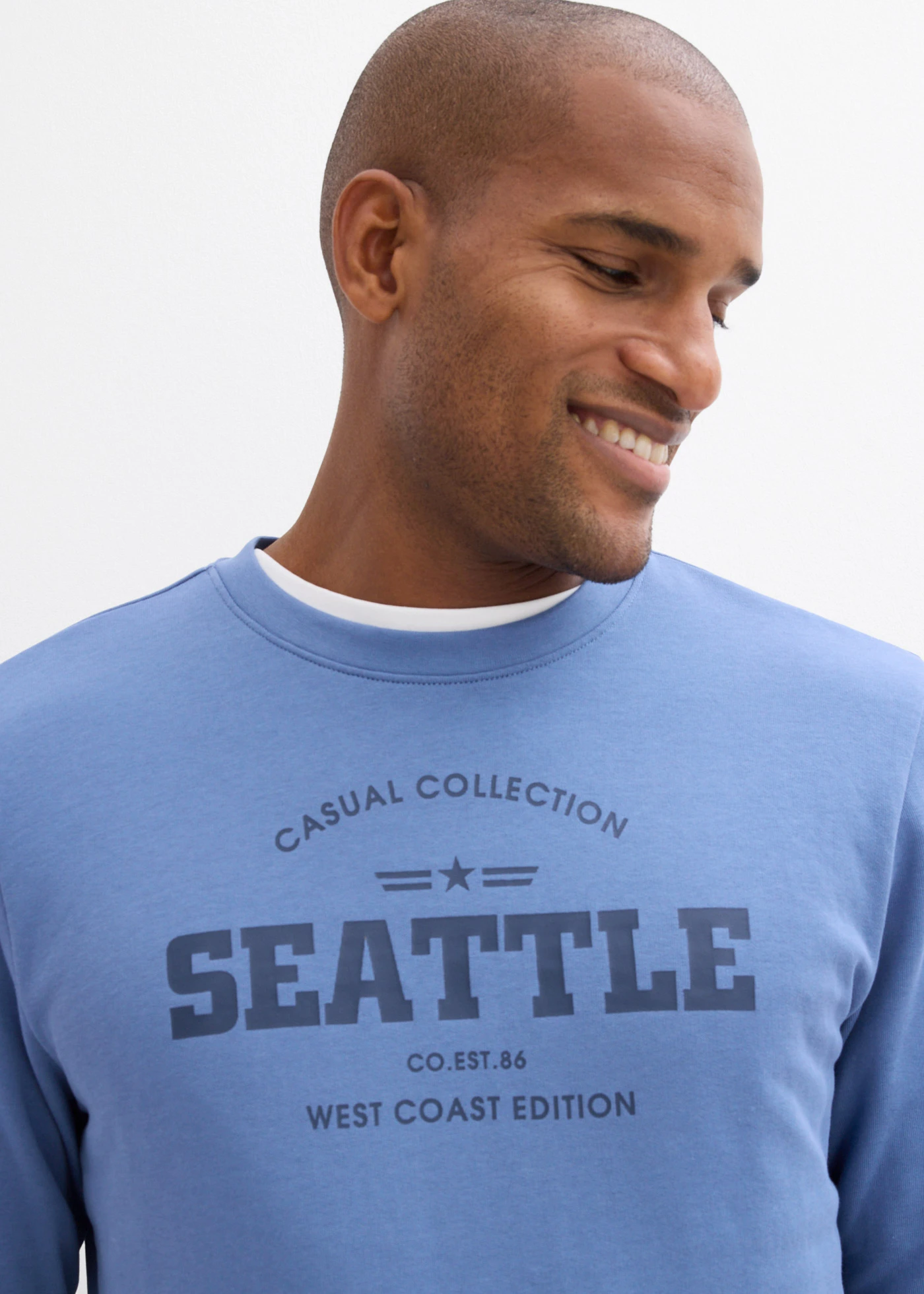 Lot de 2 sweats 100% coton • bleu jean + bleu foncé imprimé • Boutique bonprix