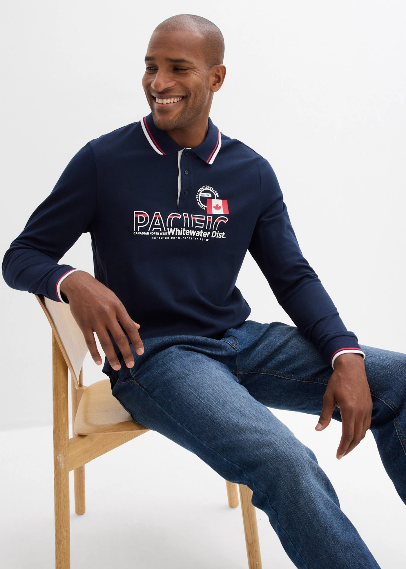 Polo manches longues en maille piquée 100% coton • bleu foncé imprimé • Boutique bonprix