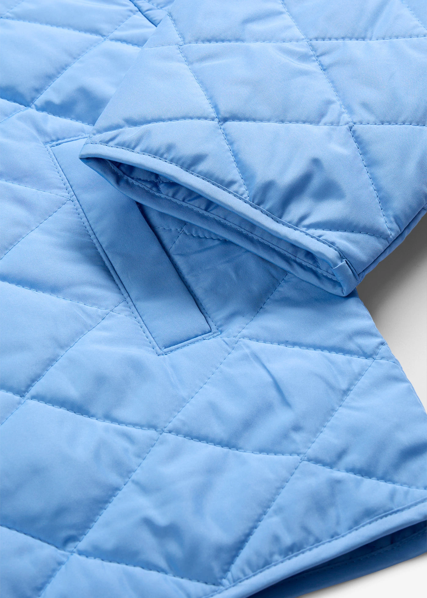 Veste matelassée oversize • bleu moyen • Boutique bonprix