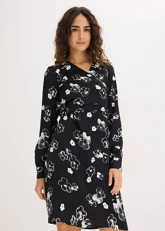 Robe en satin fluide • noir-blanc floral • Boutique bonprix