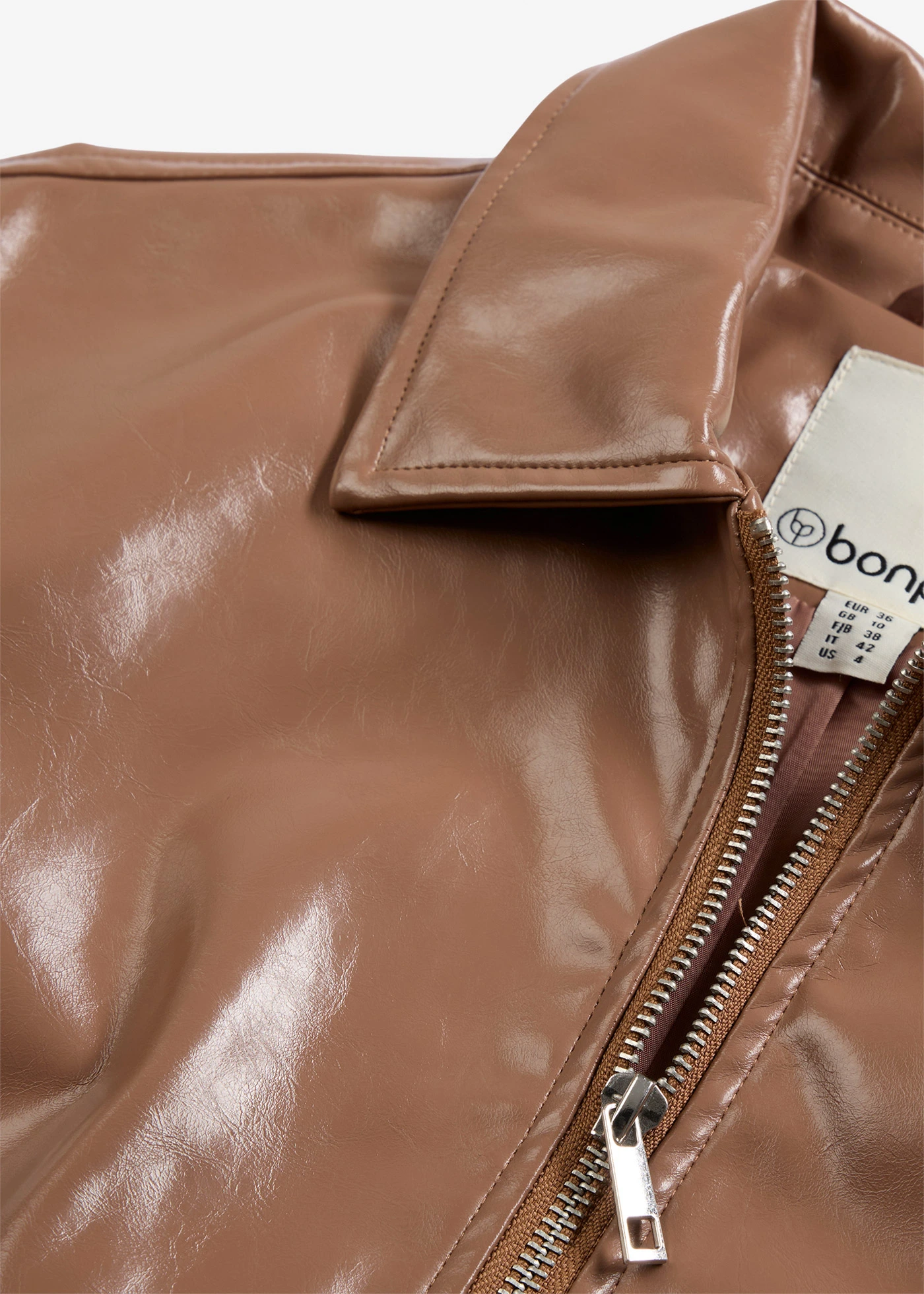 Veste enduite courte • marron • Boutique bonprix