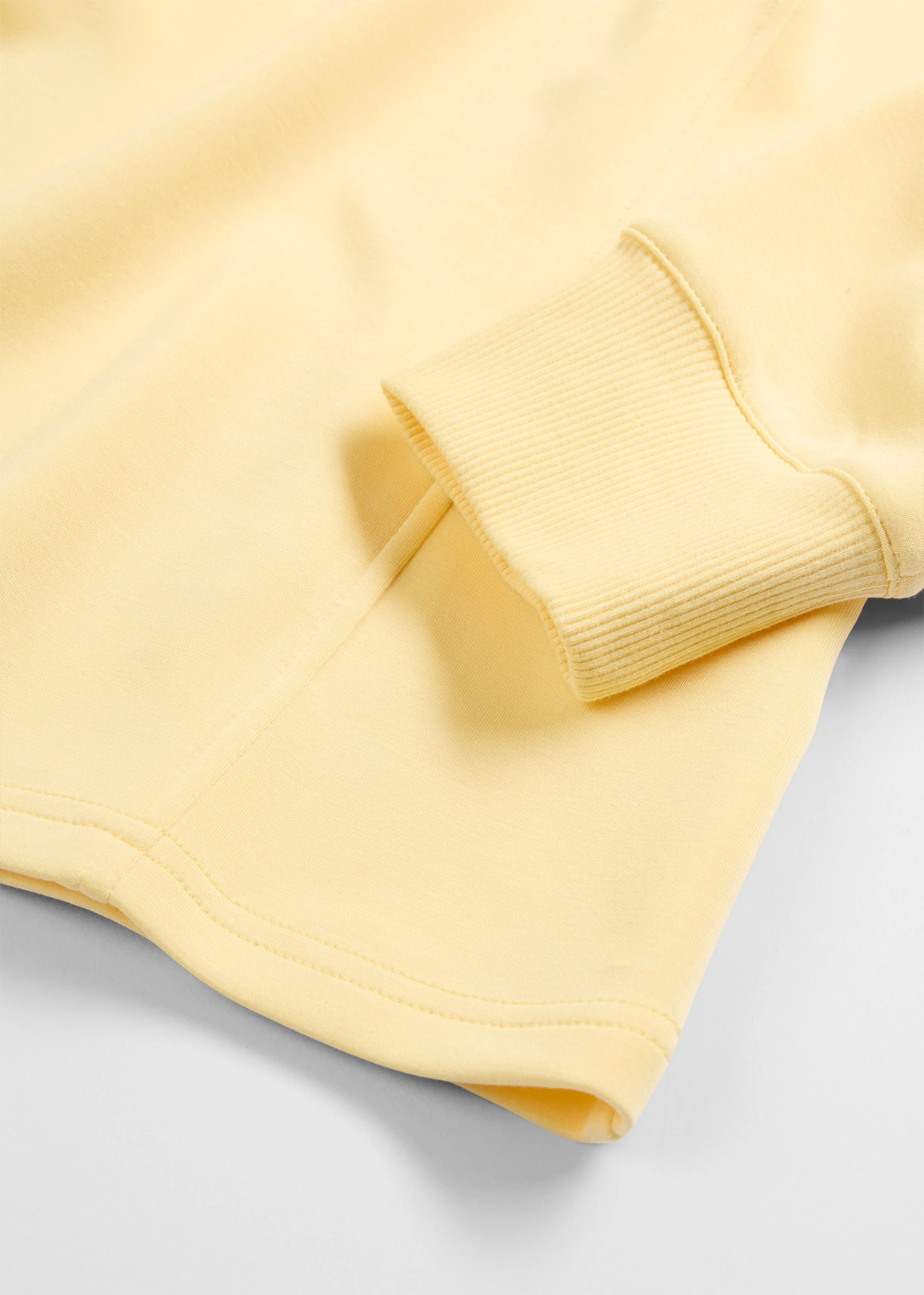 Sweat cintré en matière néoprène • jaune clair • Boutique bonprix