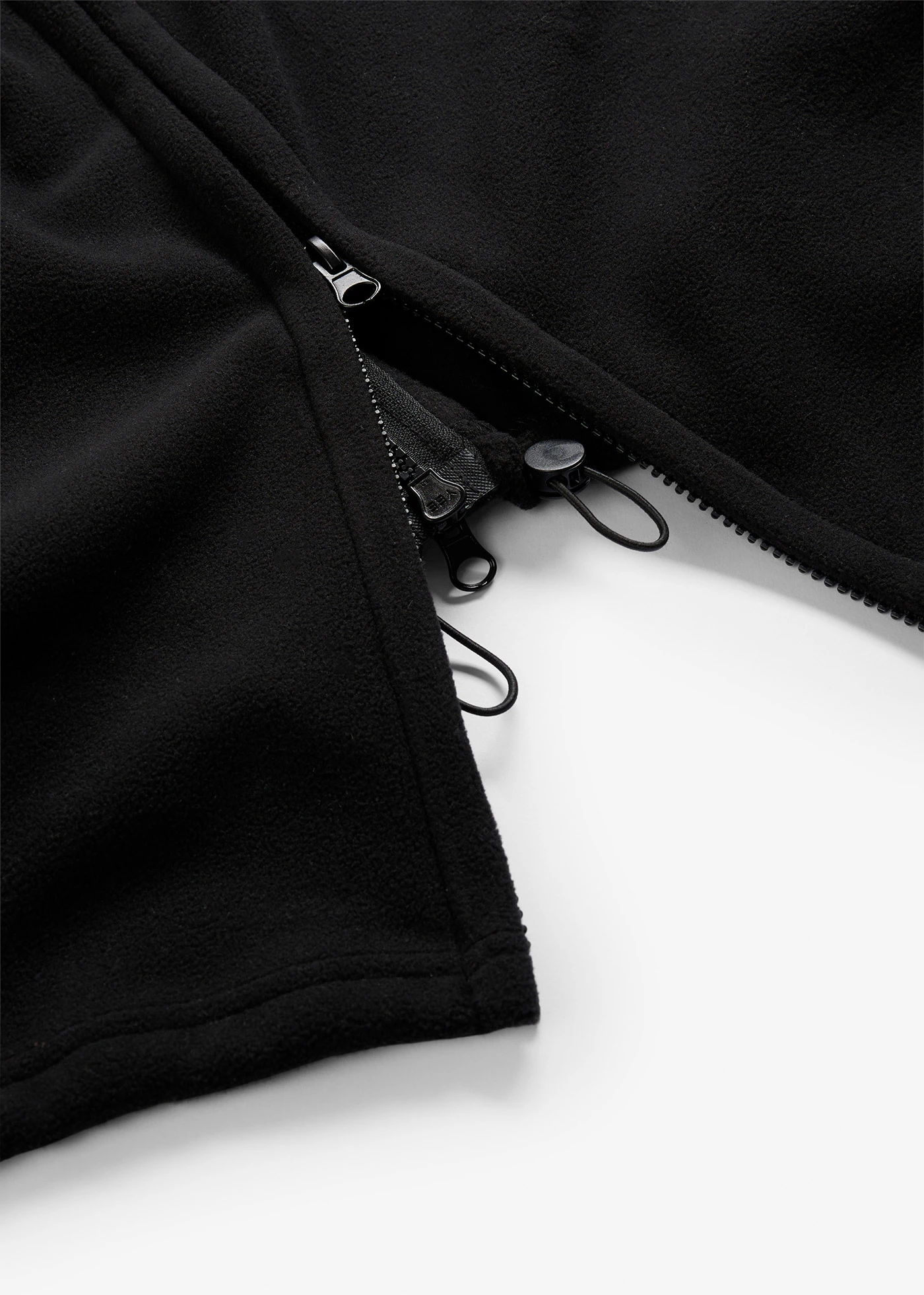 Veste sans manches homme avec empiècement de portage devant et dos • noir • Boutique bonprix