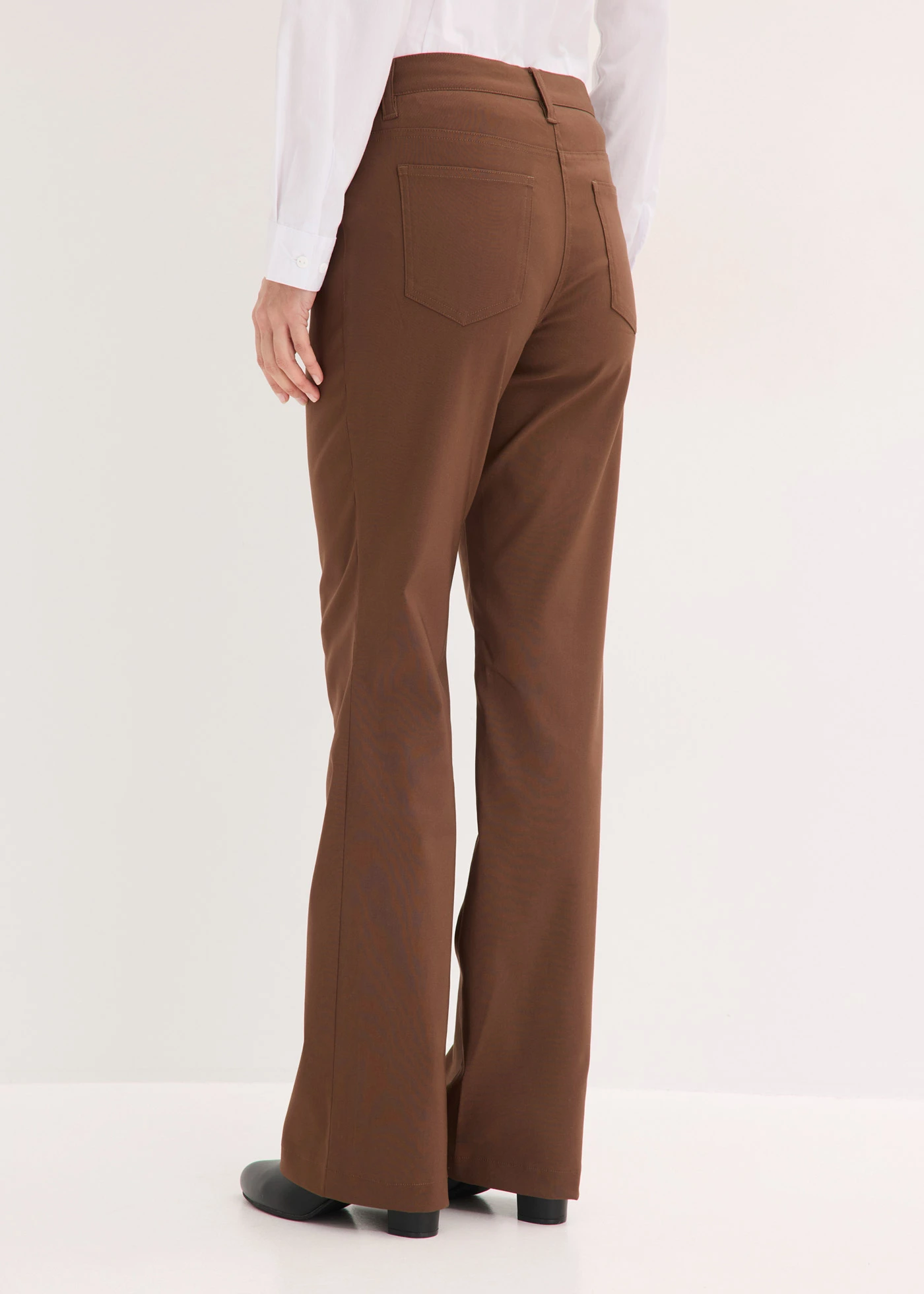 Stretch broek, bootcut • bruin • bonprix online shop