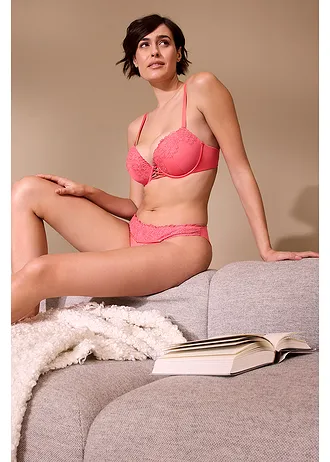 Slip met naadloze achterkant • koraalpink • bonprix online shop