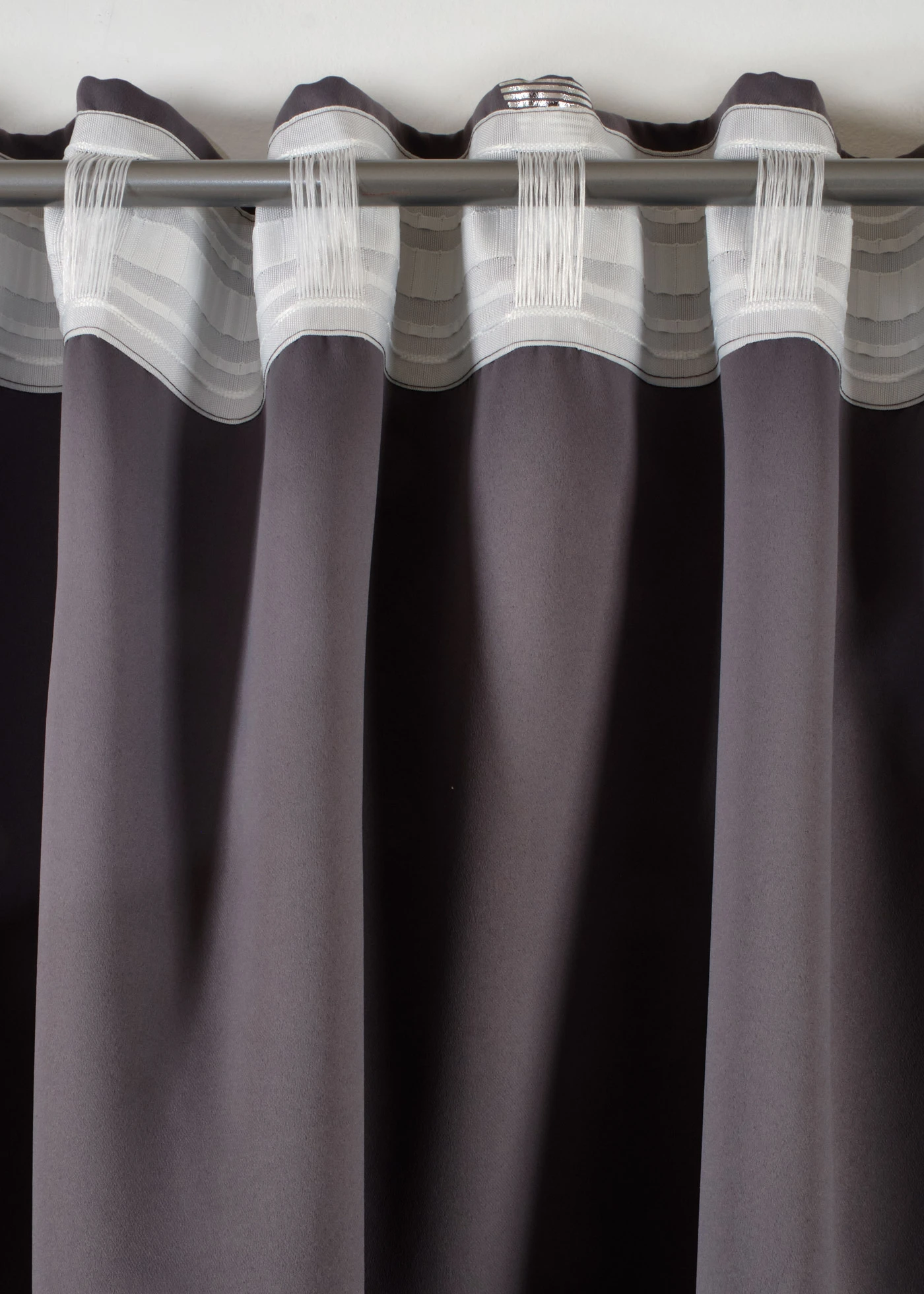 Rideau panneau obscurcissant, aussi en extra long (1 pce) • gris/argenté • Boutique bonprix