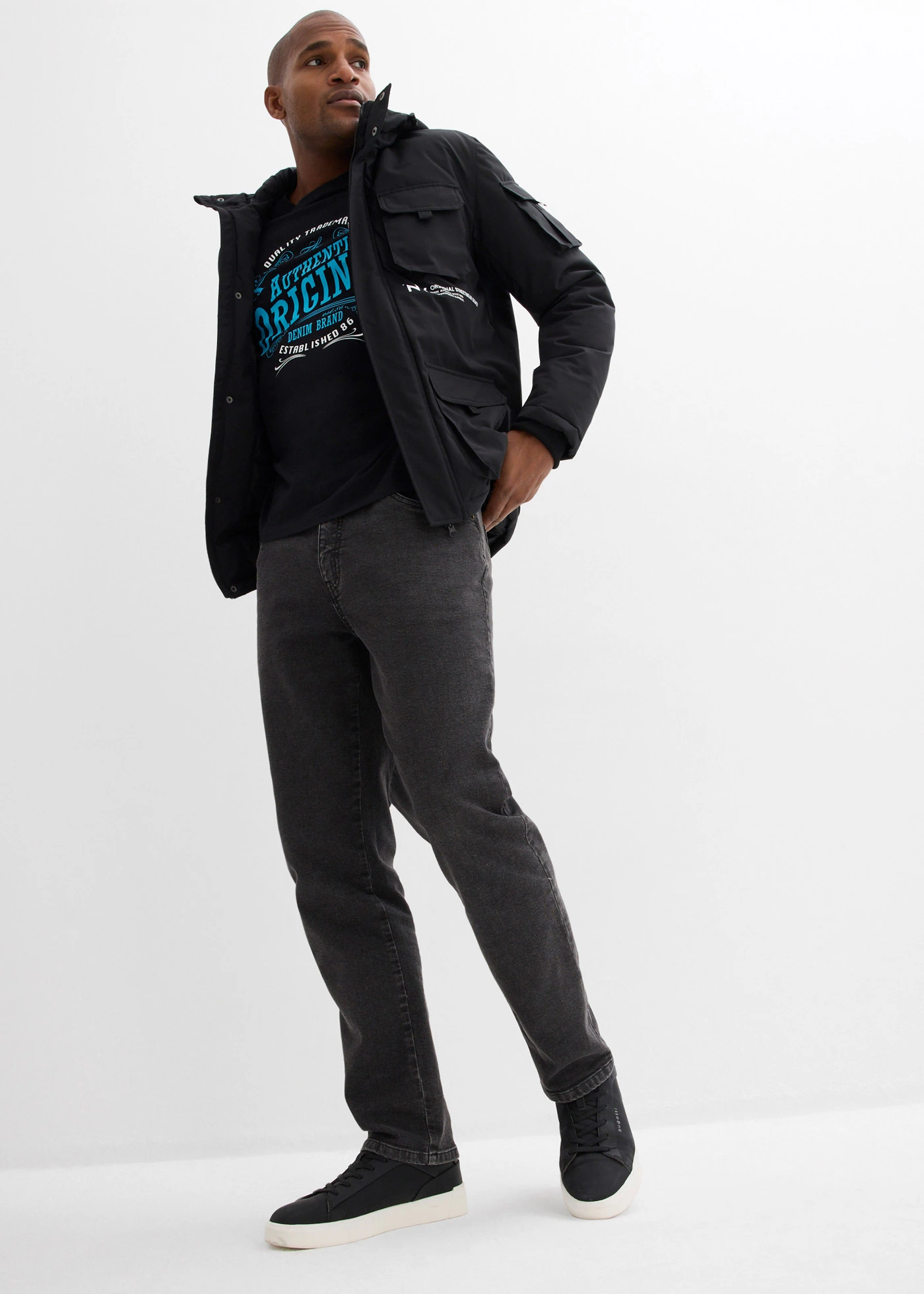 Blugi drepți, Classic Fit • negru • magazin bonprix