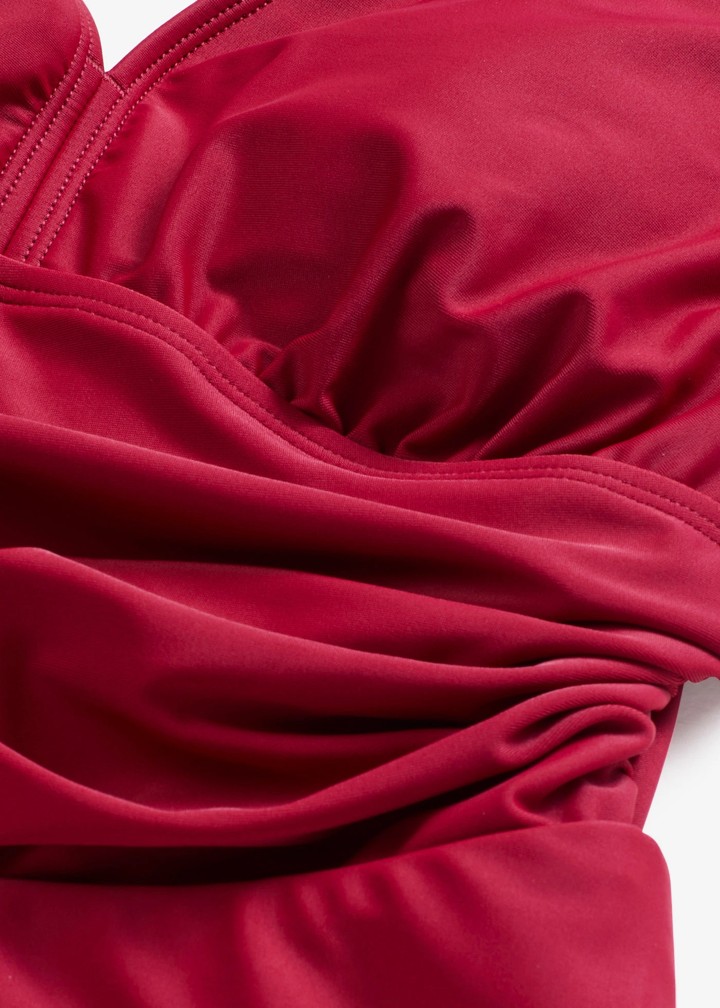 Badpakjurk met gekruiste bandjes • donkerrood • bonprix online shop