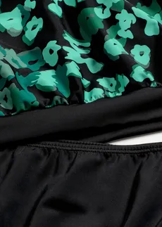 Oversized tankini (2-dlg. set) • zwart-groen gebloemd • bonprix online shop